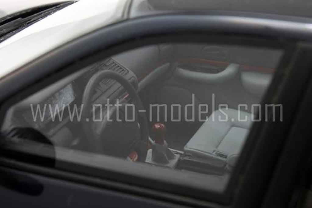 Renault Safrane Biturbo Baccara 1995 zwart 1/18 Ottomobile