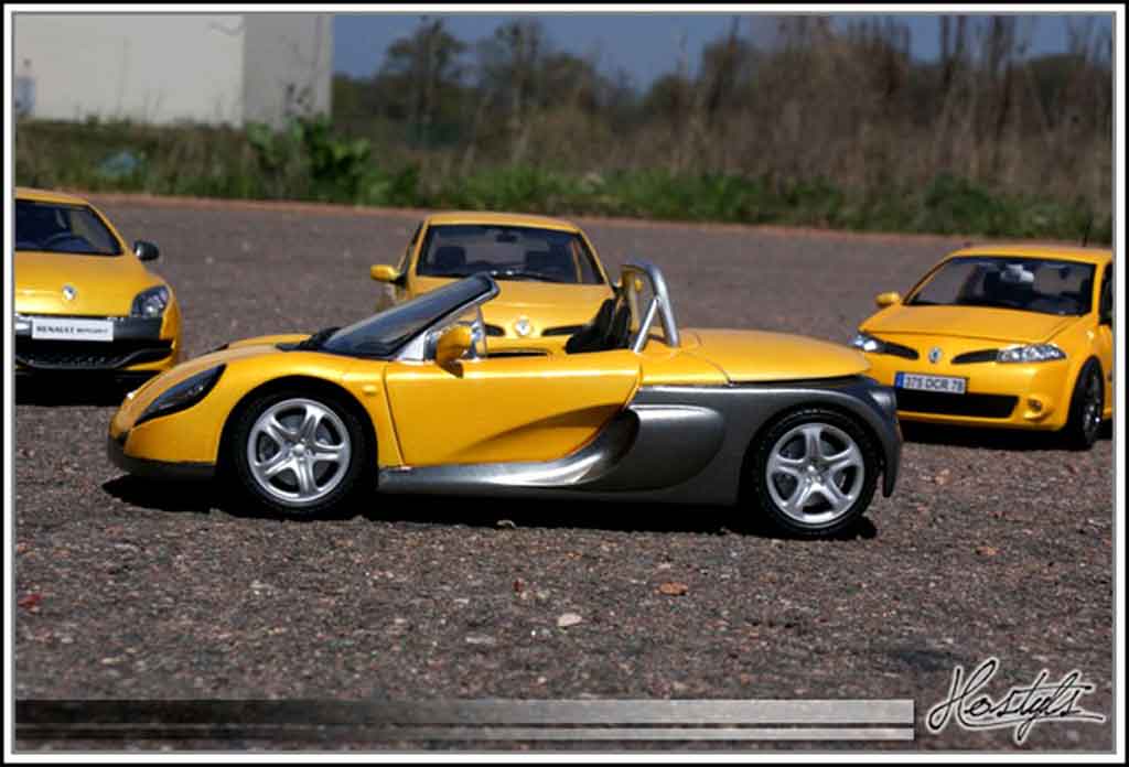 Renault Spider Base geel sirius 1/18 Anson