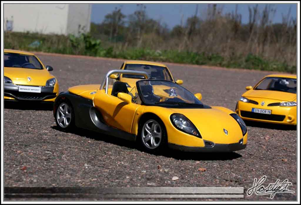 Renault Spider Base geel sirius 1/18 Anson
