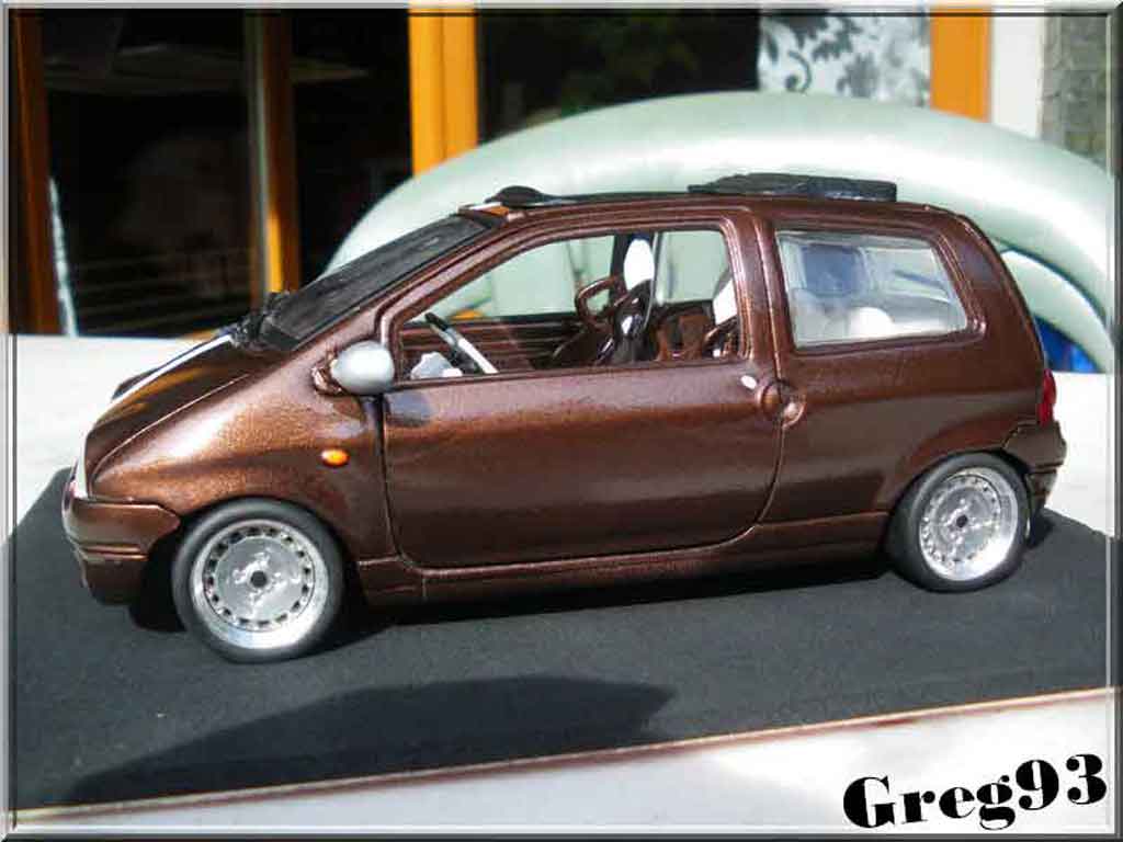 Renault Twingo Base chocolate jantes ronal 1/18 Anson