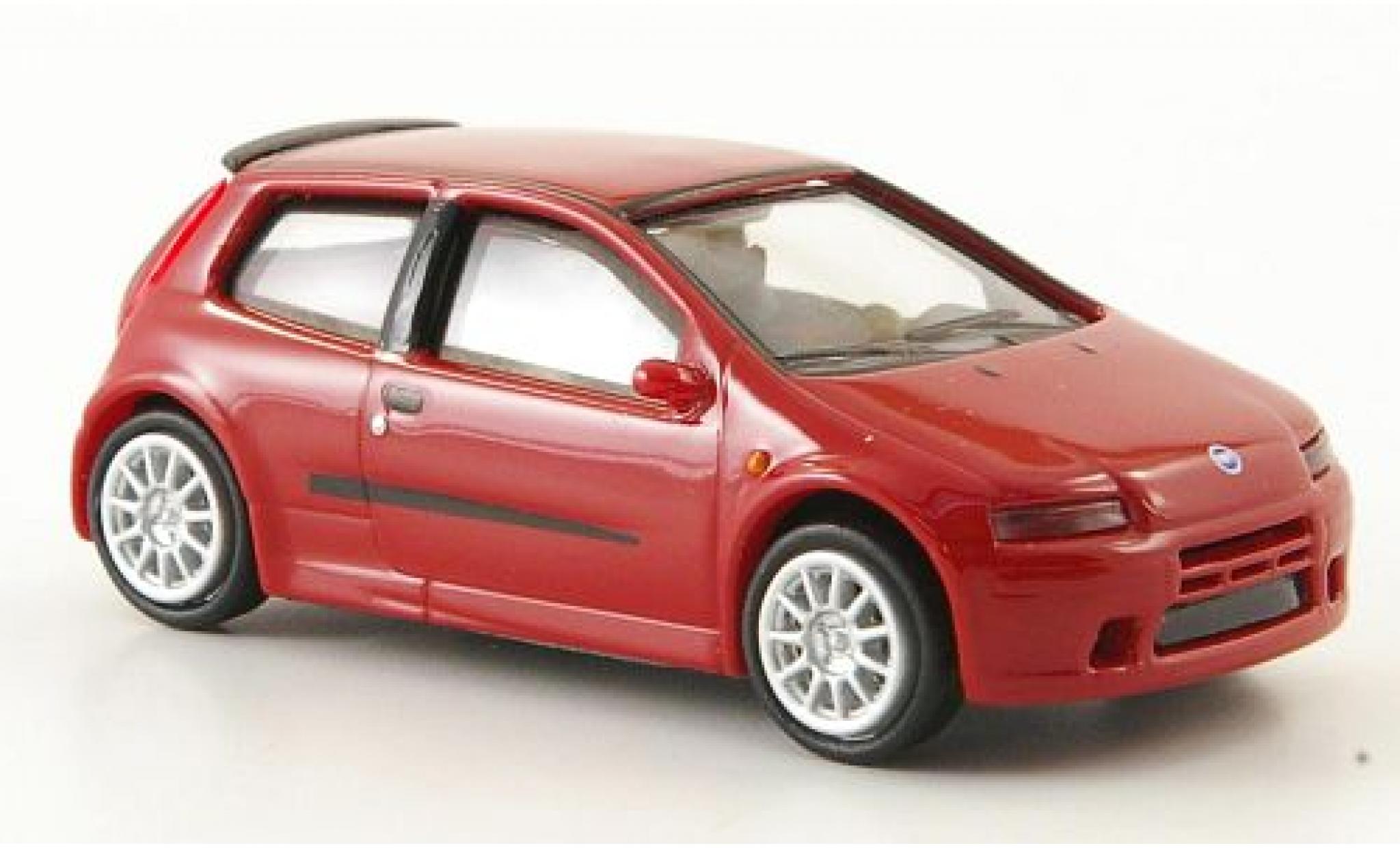 Fiat Punto 1/87 Ricko rood 2003 modelauto