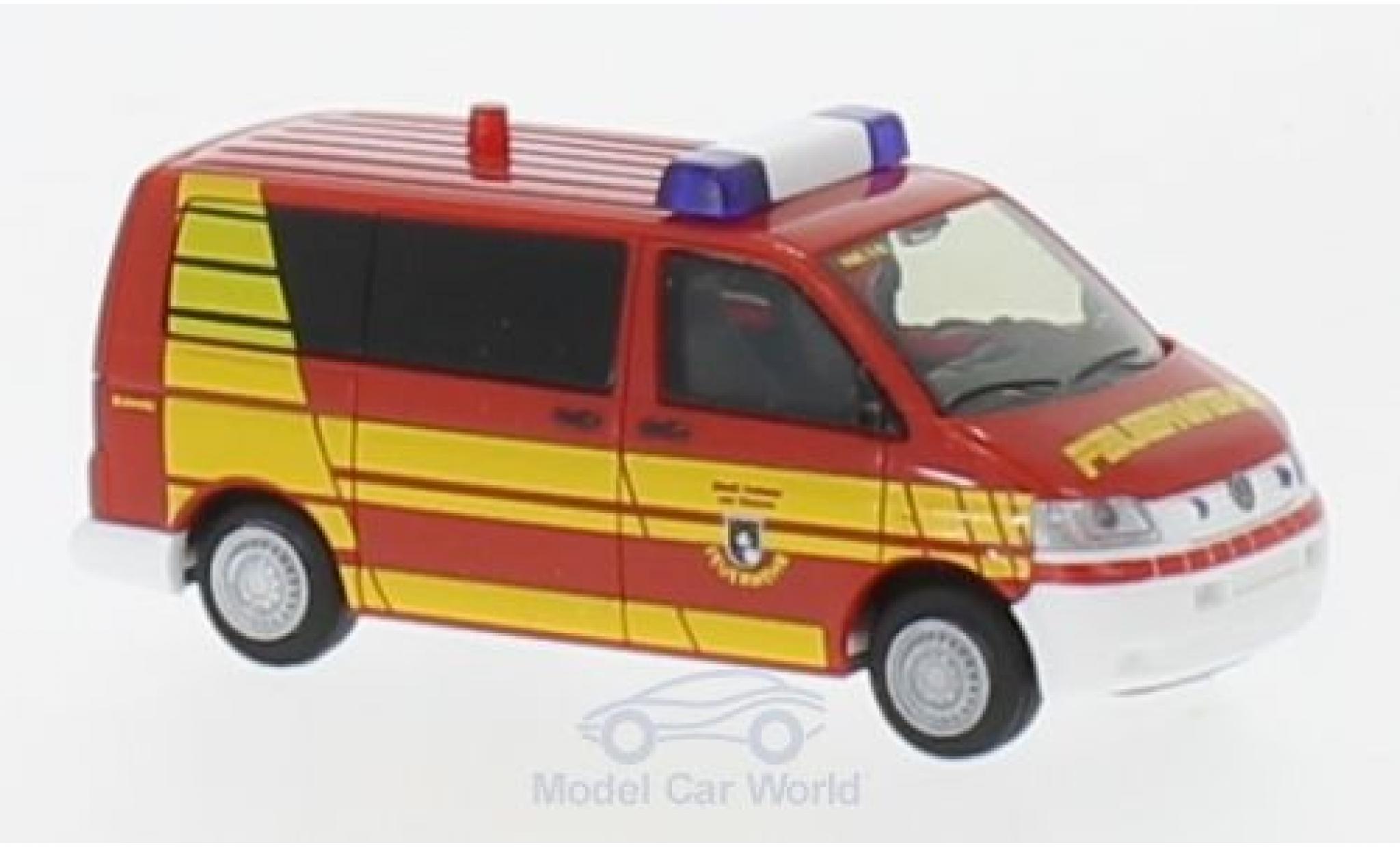 Volkswagen T5 1/87 Rietze Bus Brandweer Hofheim im Taunus 2003 modelauto