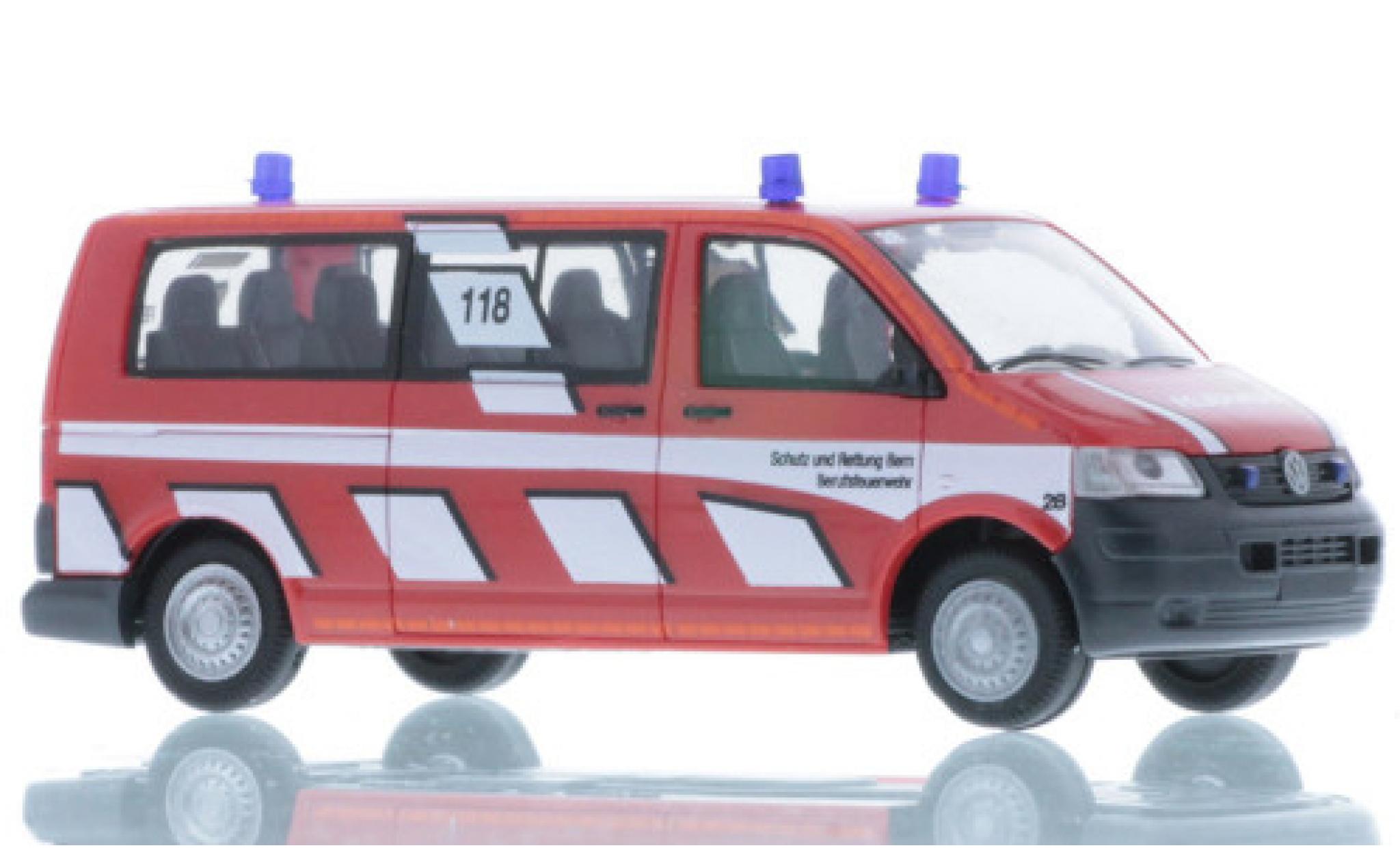 Volkswagen T5 1/87 Rietze Brandweer Bern (CH) modelauto