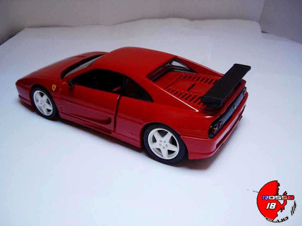 Ferrari F355 Berlinetta Sedan challenge rood 1/18 Hot Wheels