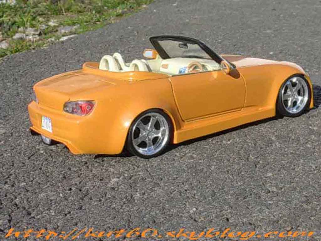 Honda S2000 Base oranje tuning 1/18 Maisto