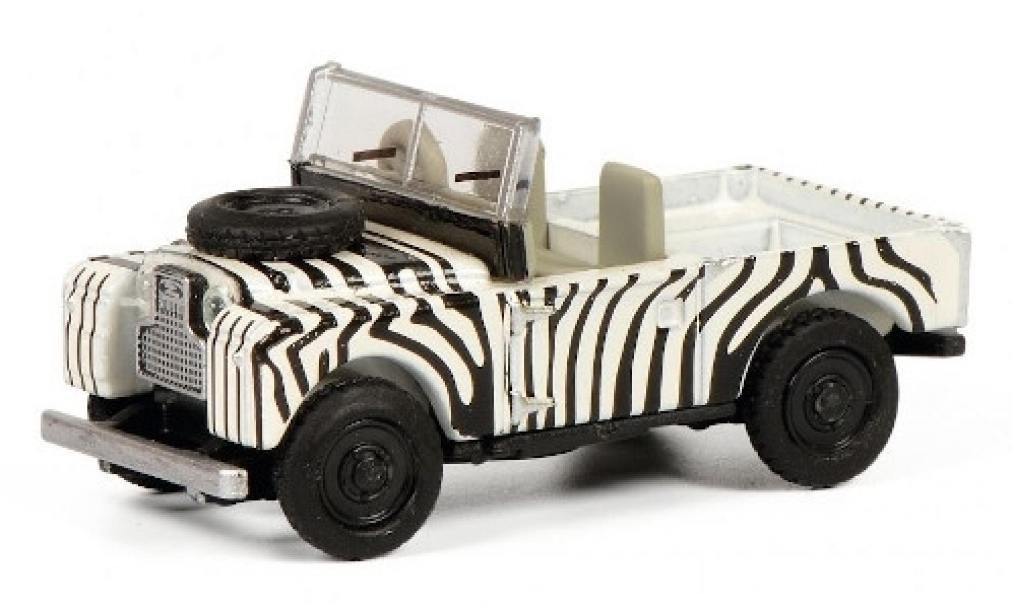 Land Rover 88 1/87 Schuco wit/zwart RHD modelauto