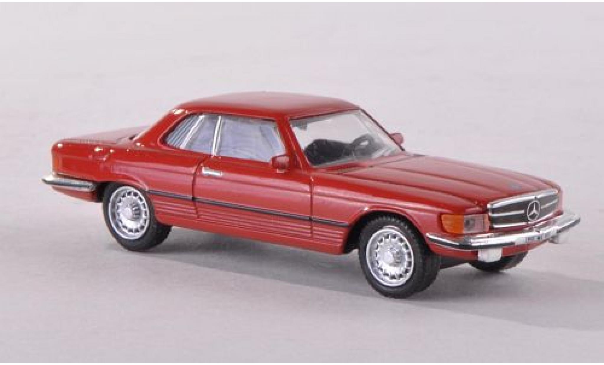 Mercedes 450 1/87 Schuco SLC (C107) rood modelauto