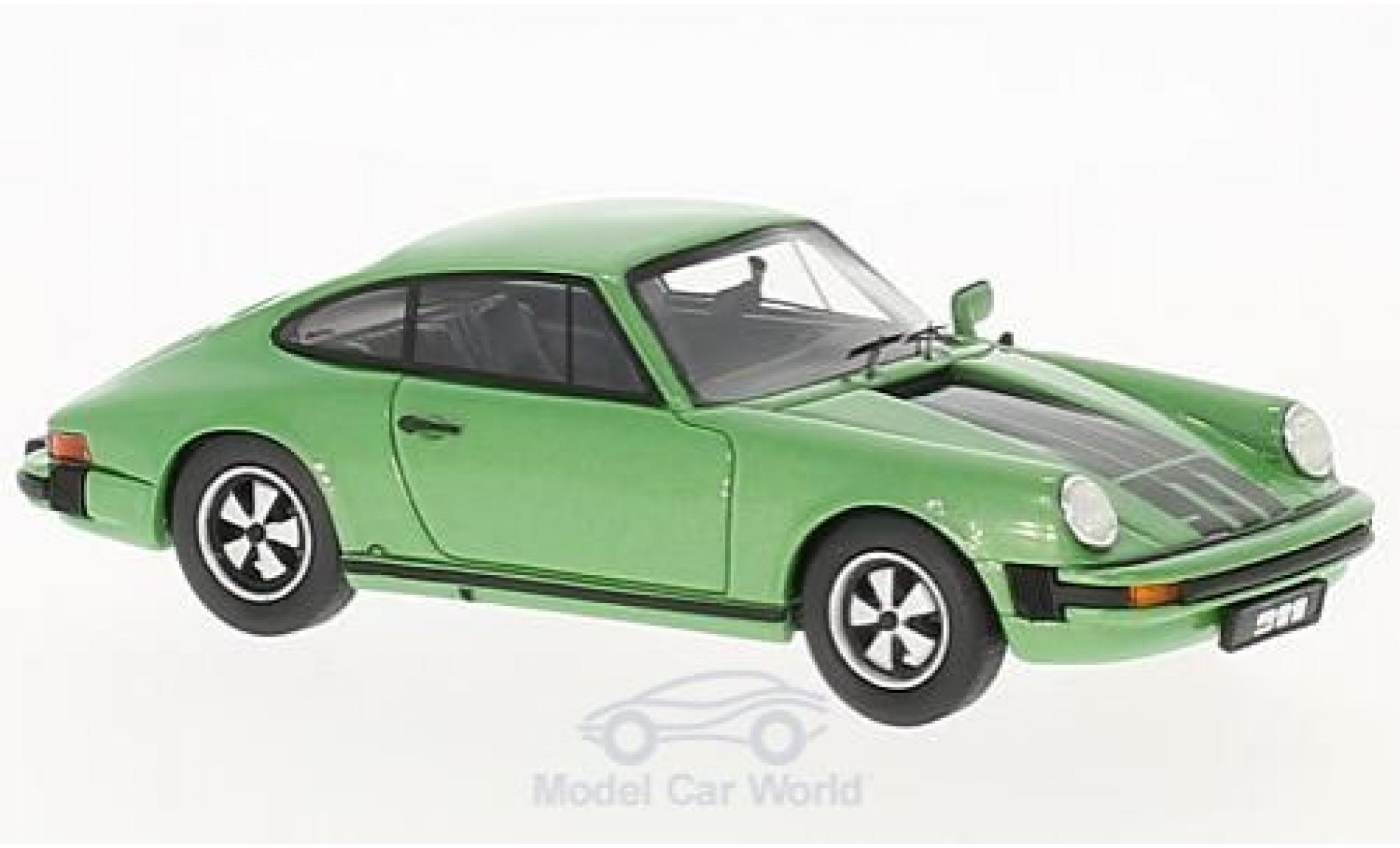 Porsche 911 SC 1/43 Schuco Coupe metallic groen/Dekor modelauto