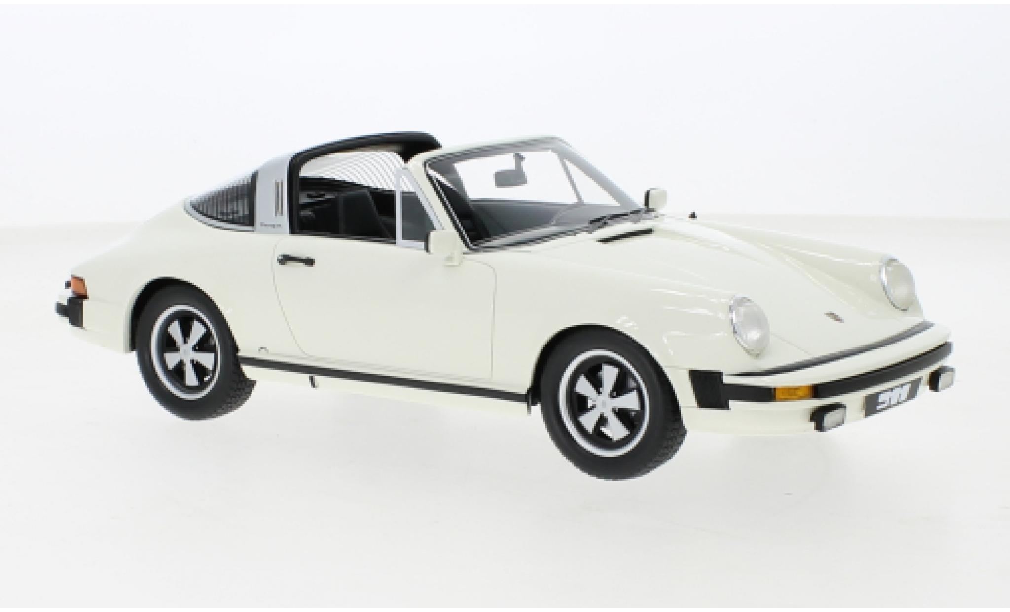 Porsche 930 Targa 1/18 Schuco 911 wit 1977 modelauto