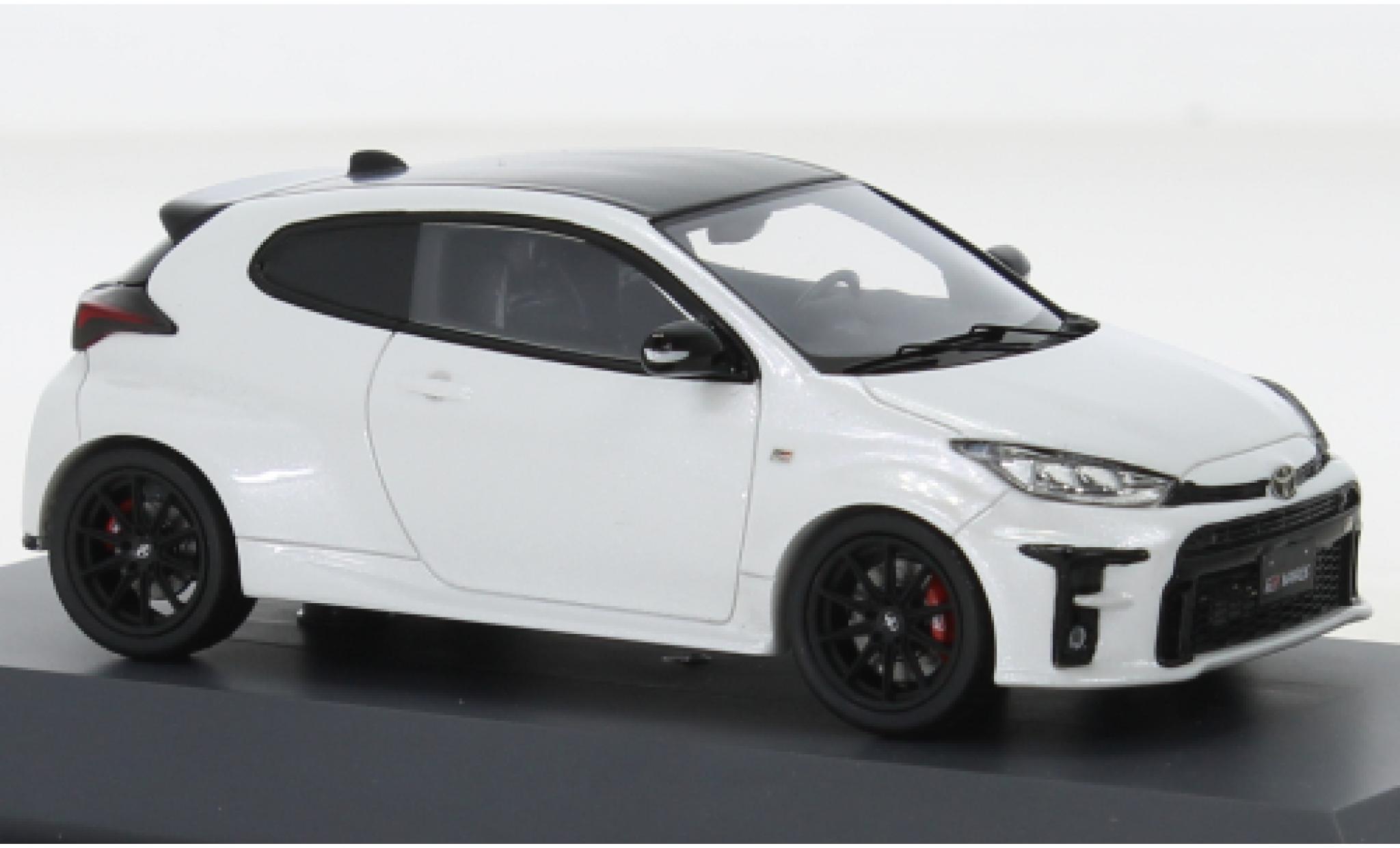 Toyota Yaris 1/43 Schuco ProR GR wit 2020 modelauto