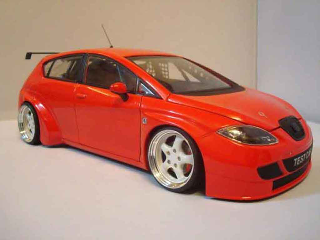 Seat Leon 1/18 Guiloy wtcc rood modelauto