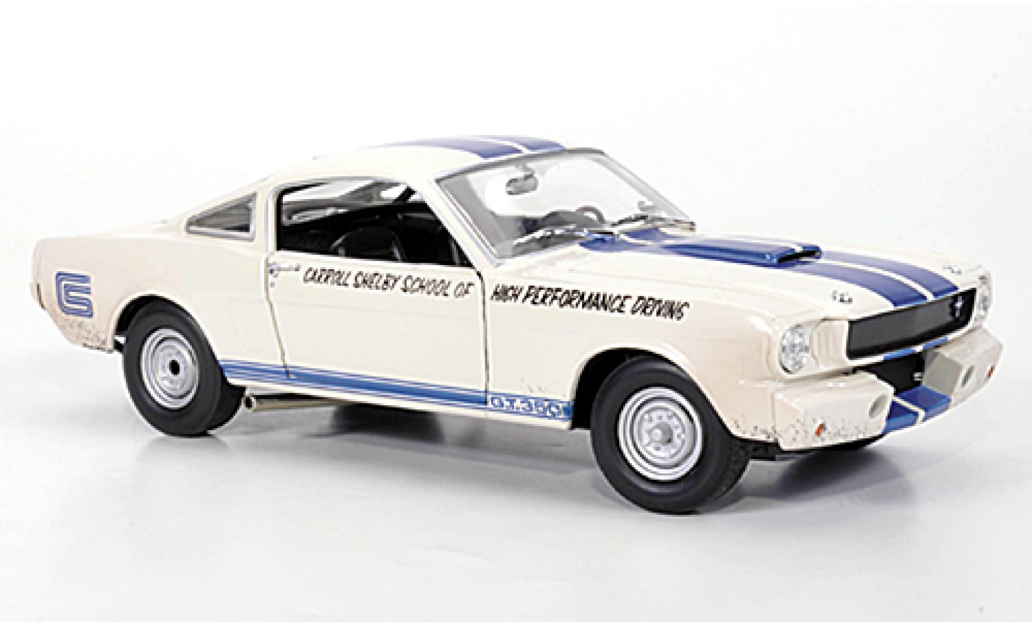 Shelby GT 1/24 M2 Machines 350 wit/m #0 1:24 modelauto