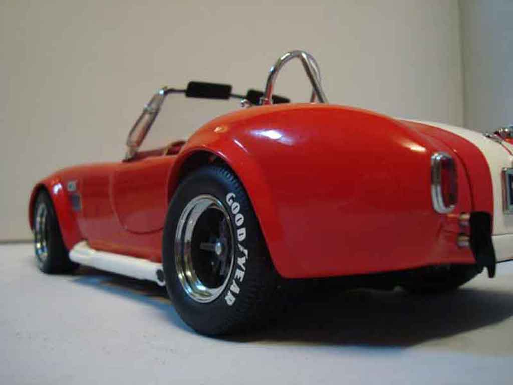 AC Cobra shelby 427 s/c rood 1/18 Yat Ming