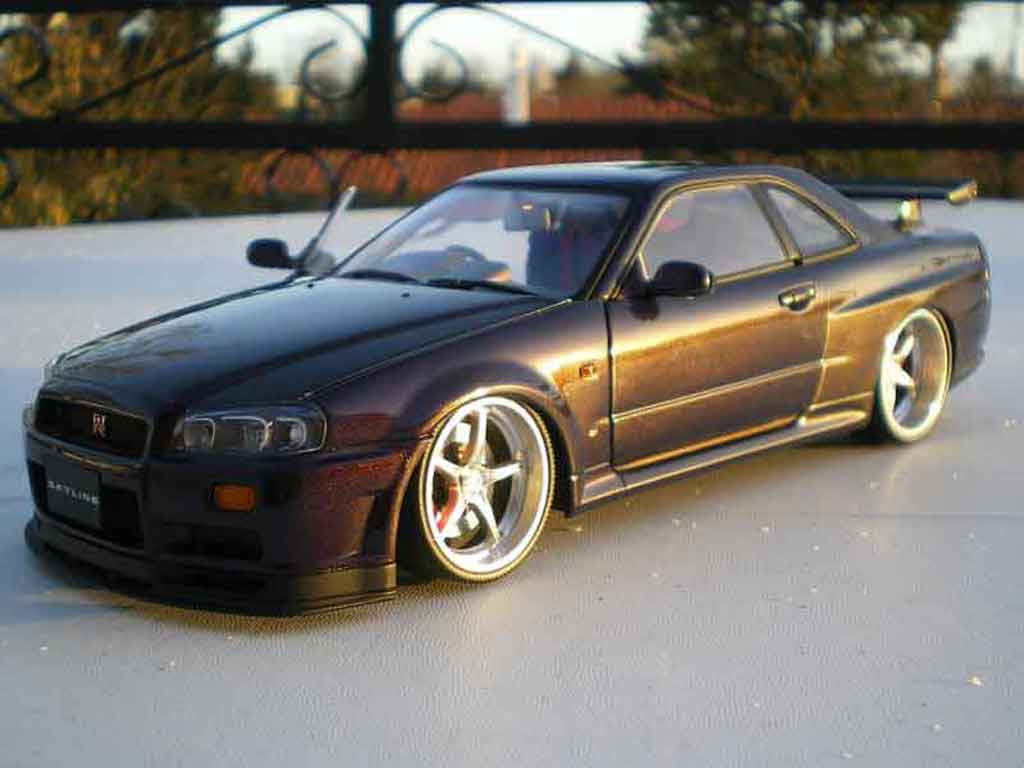 Nissan Skyline R34 1/18 Autoart R34 purple racing jantes 20 pouces modelauto