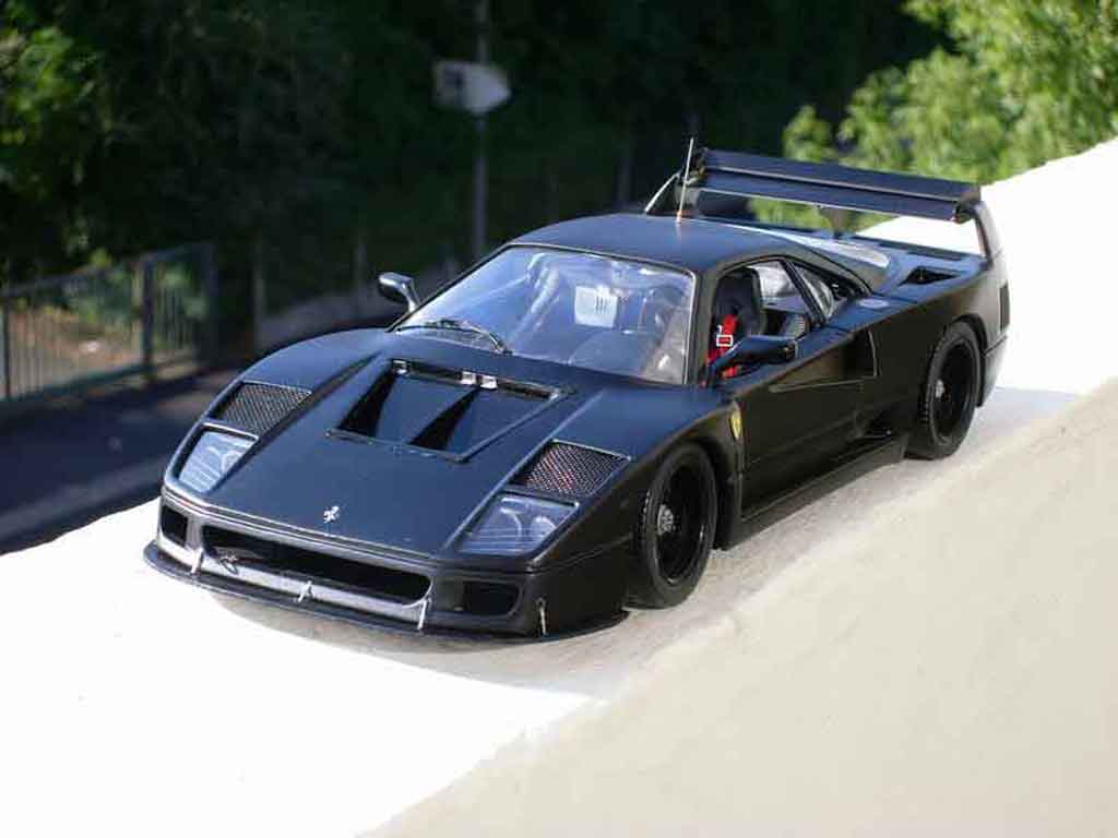 Ferrari F40 LM 1/18 Polistil LM zwart modelauto