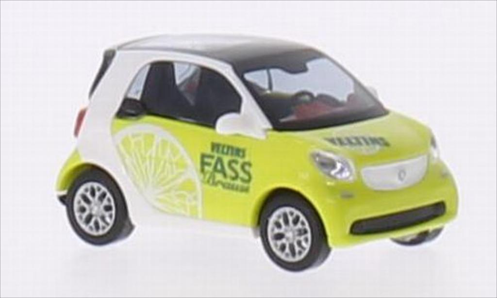 Smart ForTwo coupe 1/87 Busch Fortwo coupe Veltins Fassbrause Zitrone modelauto