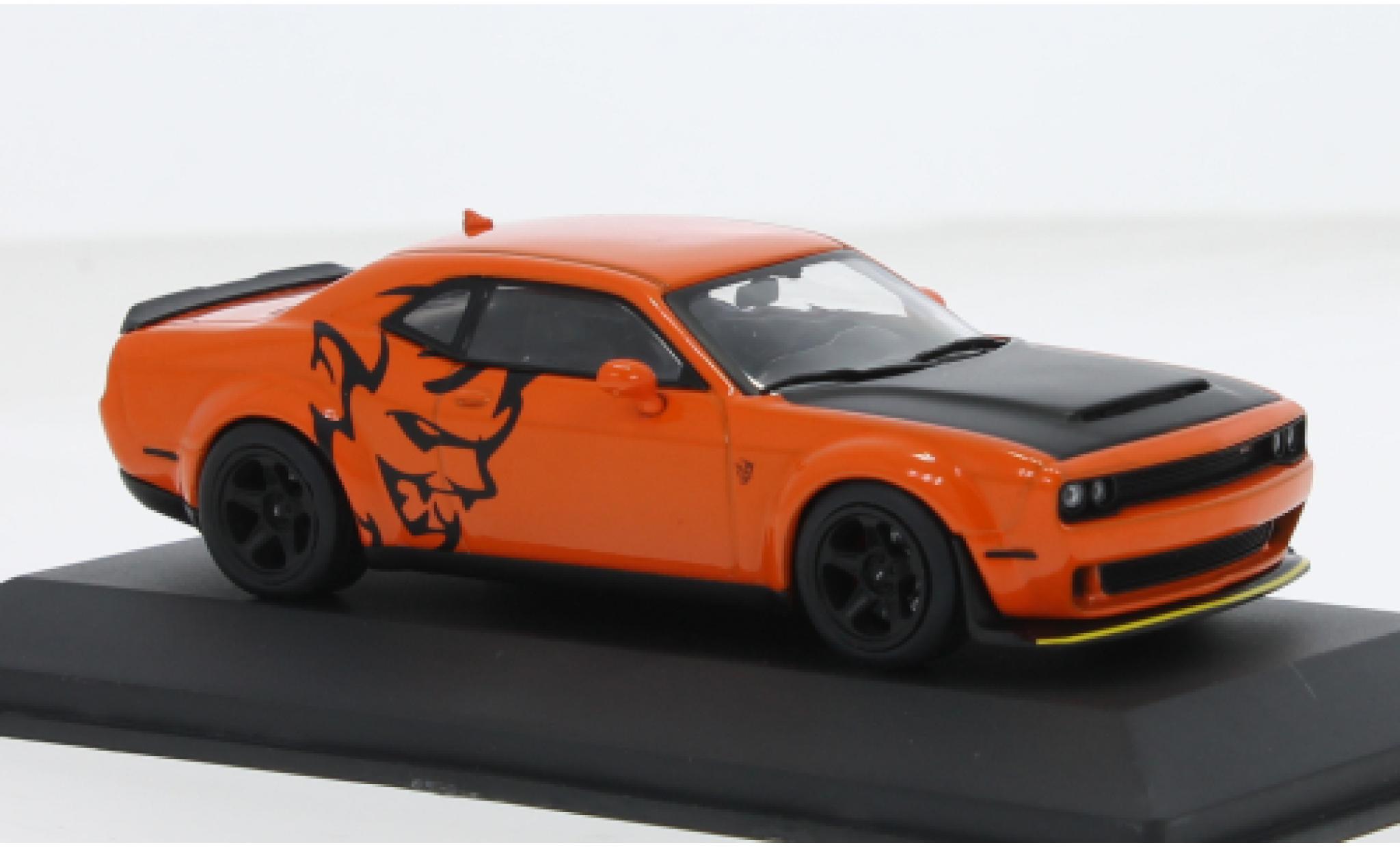 Dodge Challenger 1/43 Solido SRT Demon V8 6.2 oranje 1:43 modelauto