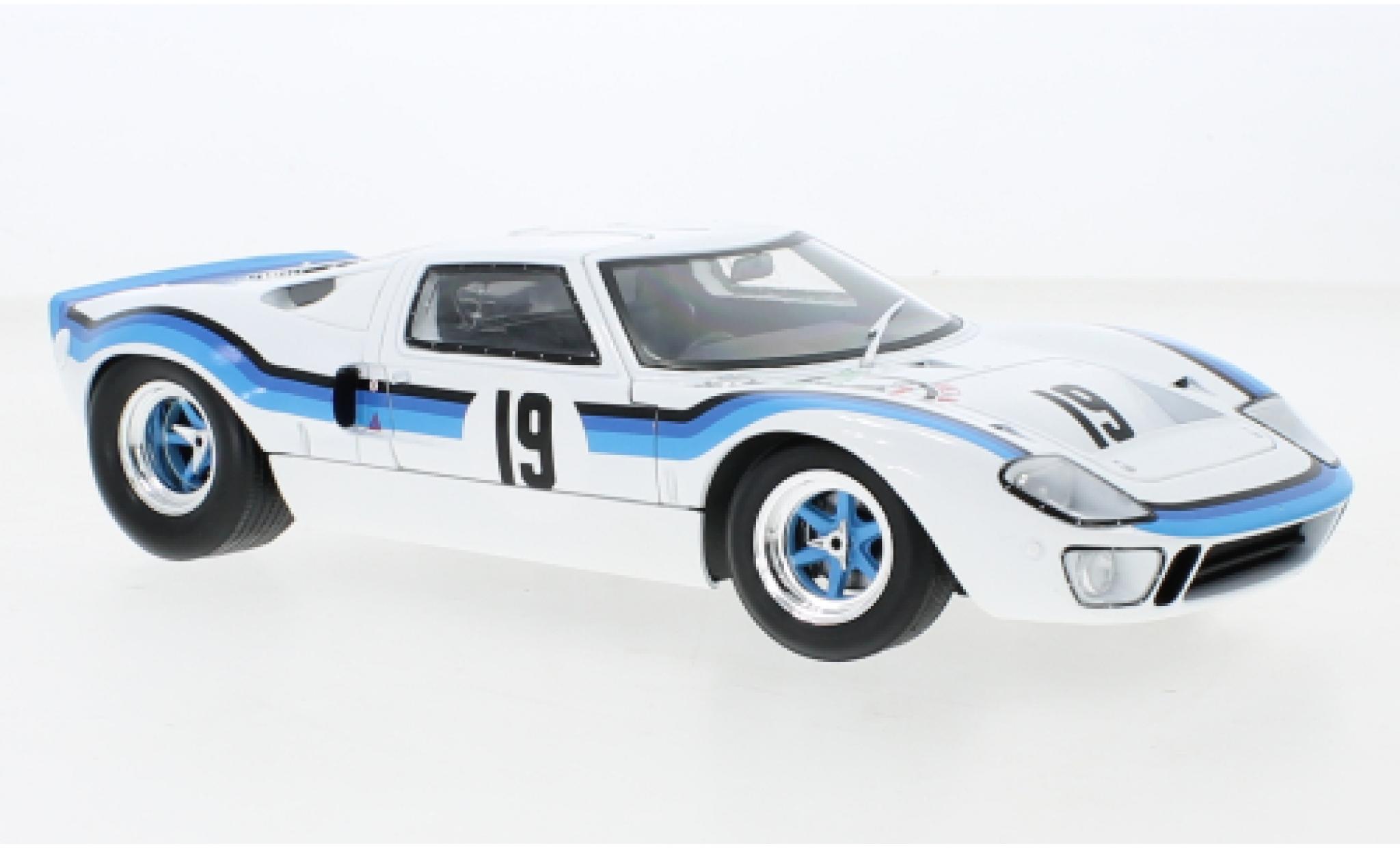 Ford GT40 1/18 Solido Mk I RHD No.19 Angola Championship 1973 modelauto