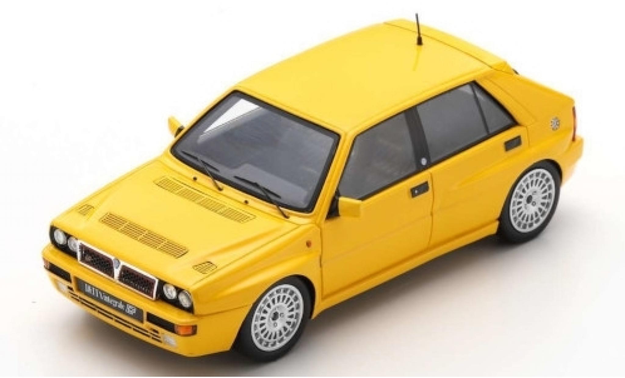 Lancia Delta 1/43 Spark HF Integrale Evoluzione geel 1993 modelauto