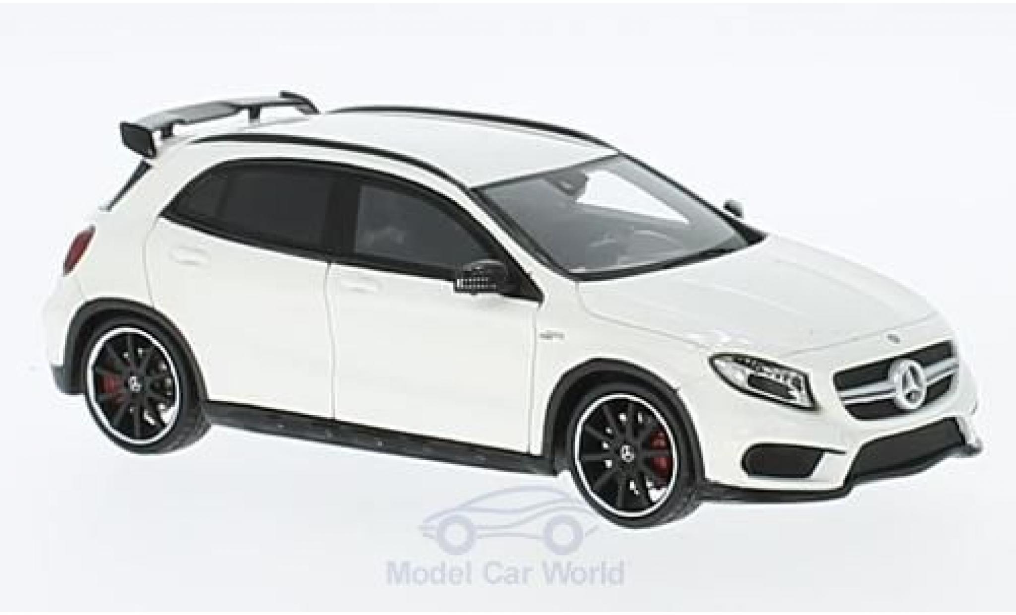 Mercedes Classe GLA 1/43 Spark GLA45 AMG wit 2015 modelauto