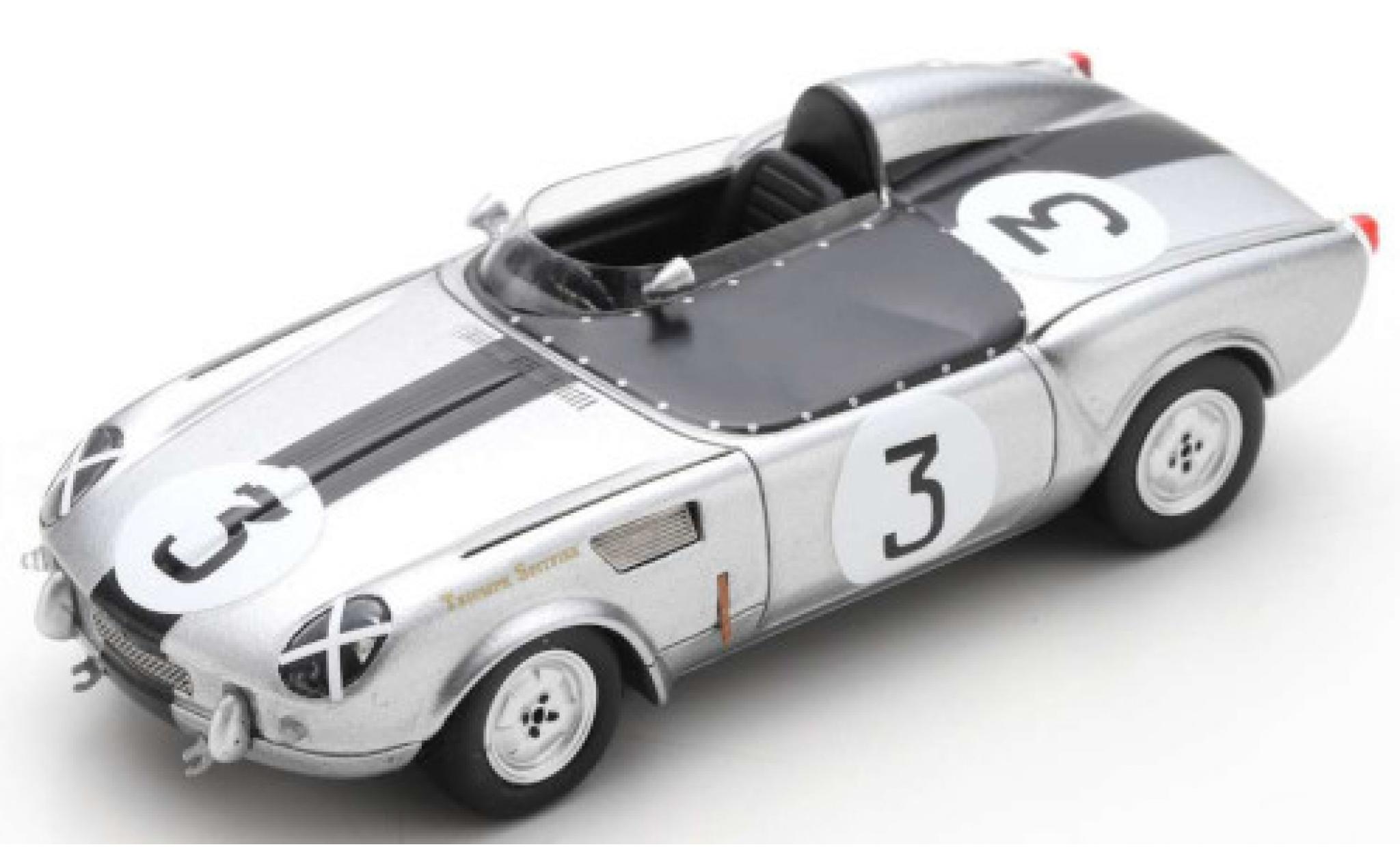 Triumph Spitfire 1/43 Spark RHD No.3 GP Macau 1965 W.Sulke modelauto