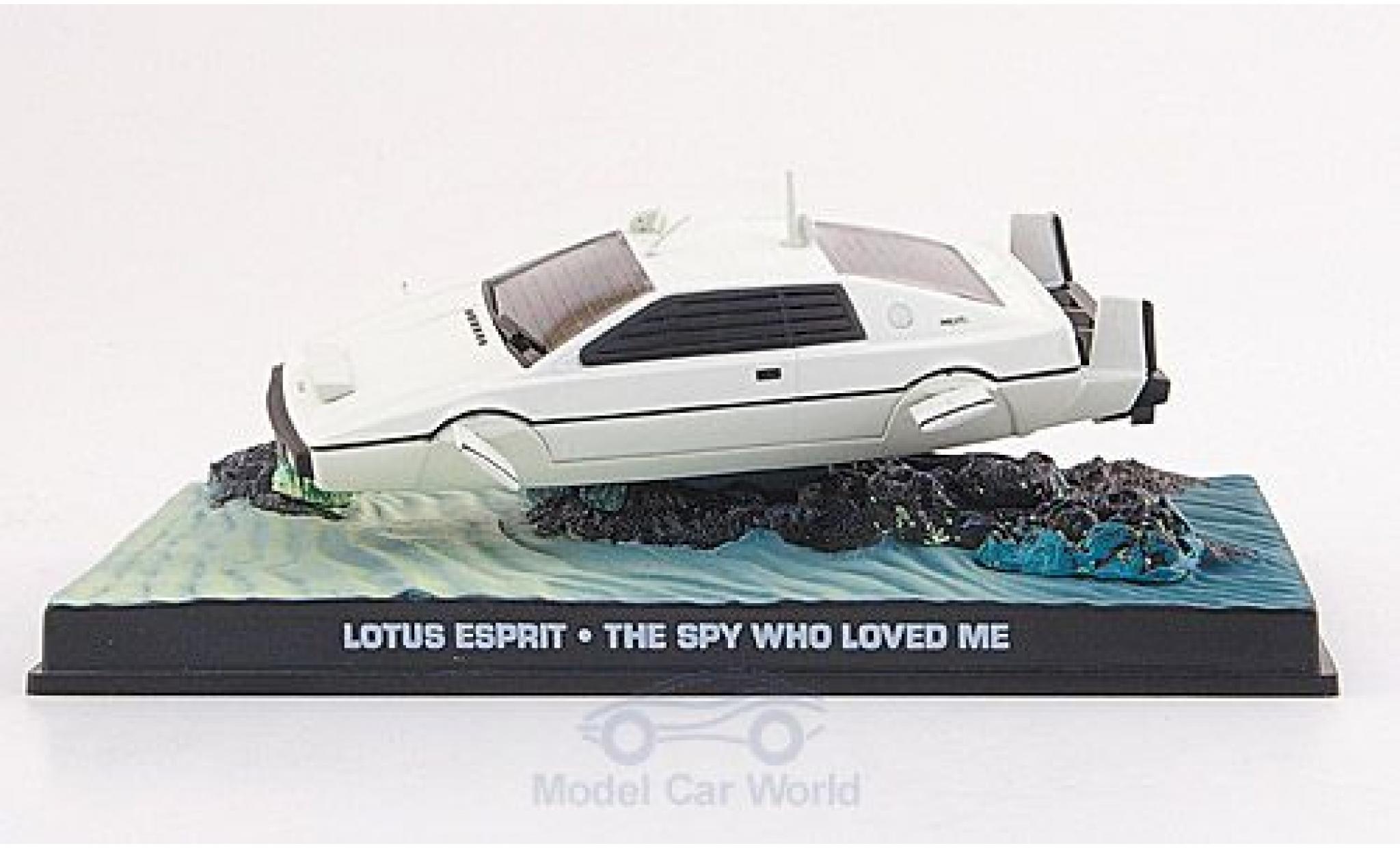 Lotus Esprit 1/43 SpecialC U-Boot wit James Bond 007 1977 Der Spion der mich liebte ohne Vitrine modelauto