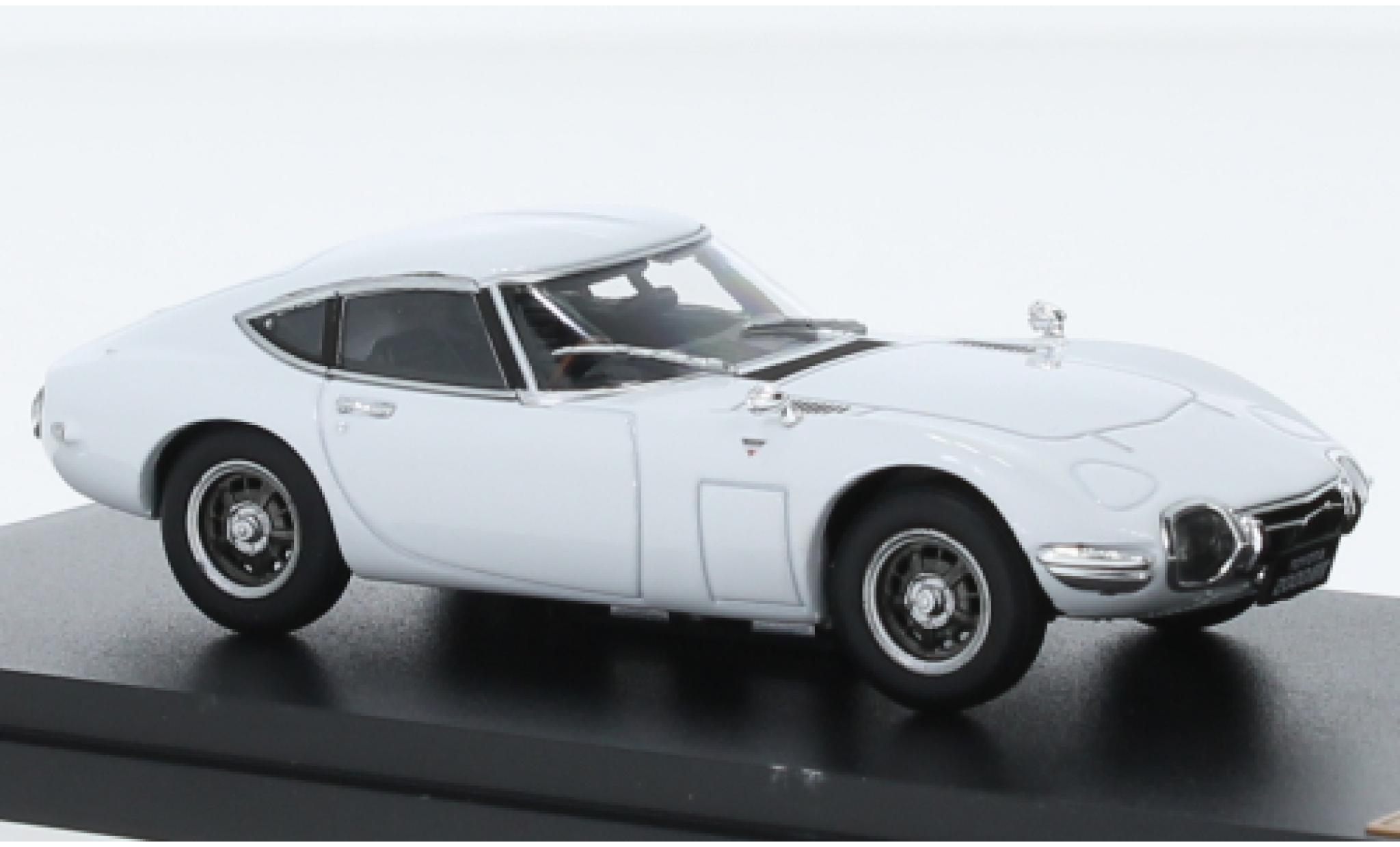 Toyota 2000 GT 1/43 SpecialC .-131 wit RHD 1969 modelauto
