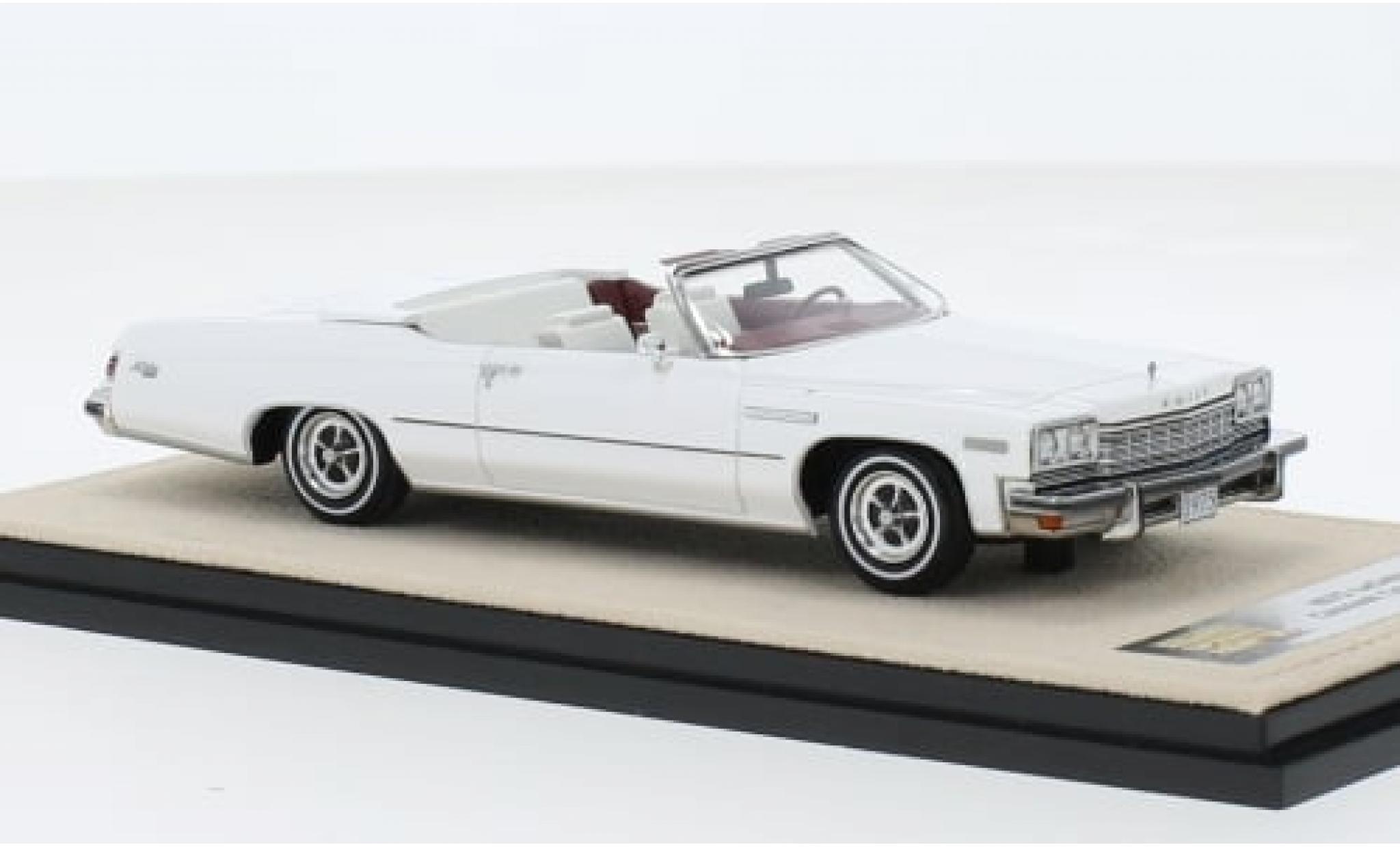 Buick Le Sabre 1/43 Stamp Models LeSabre Custom Cabriolet wit 1975 1:43 modelauto