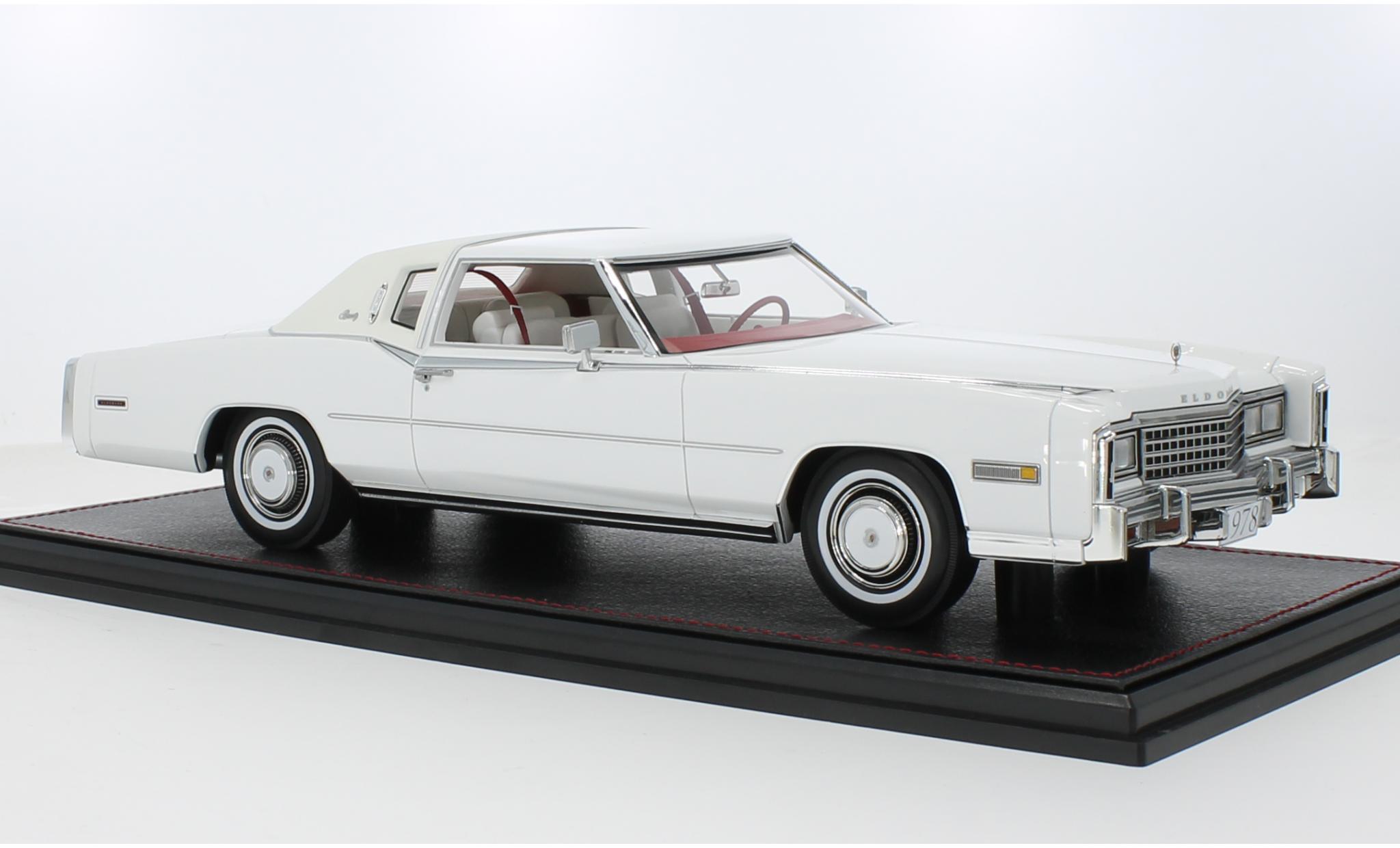 Cadillac Eldorado 1/18 Stamp Models Biarritz wit 1978 1:18 modelauto