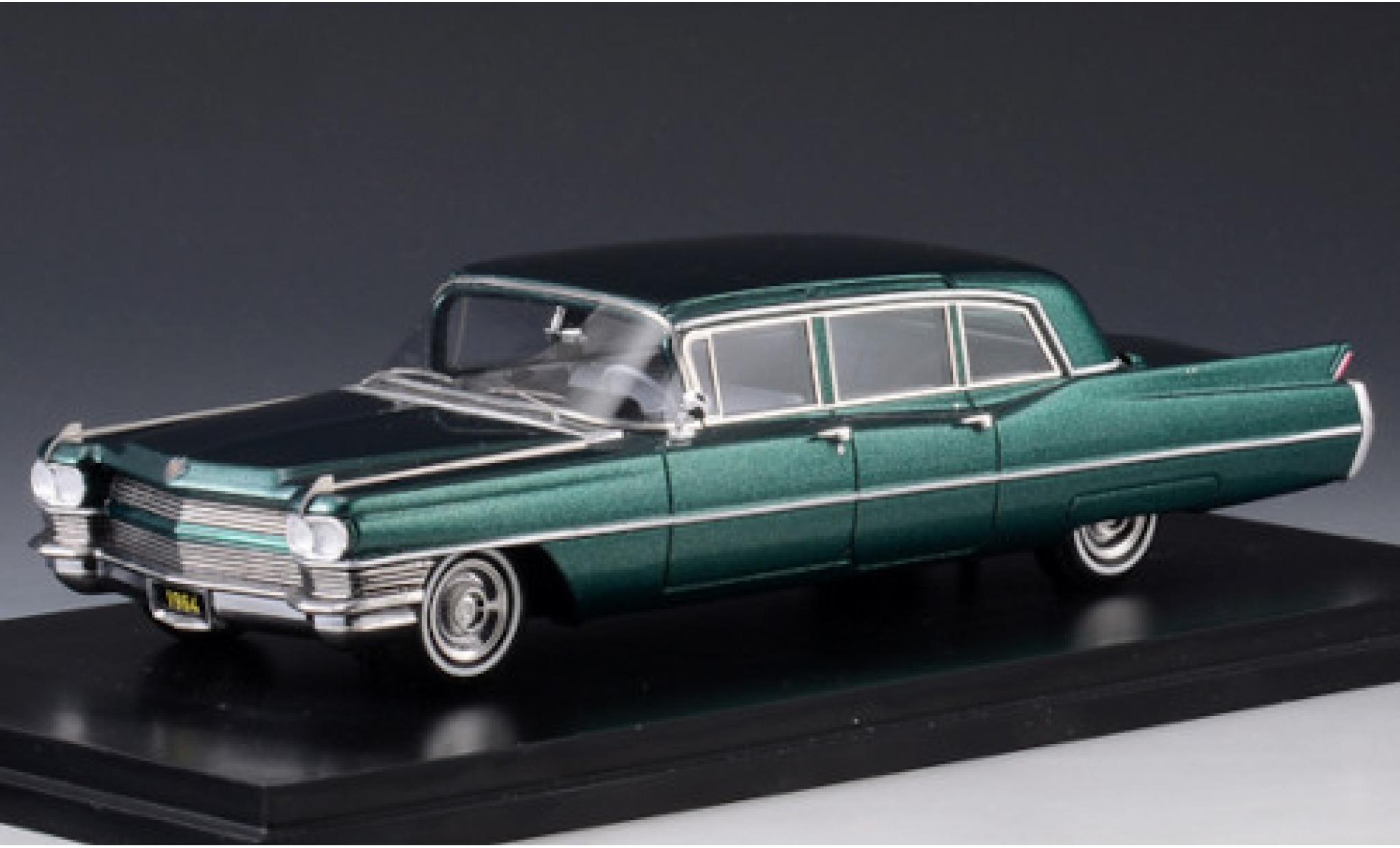 Cadillac Fleetwood 1/43 Stamp Models 75 Sedan metallic groen 1964 modelauto