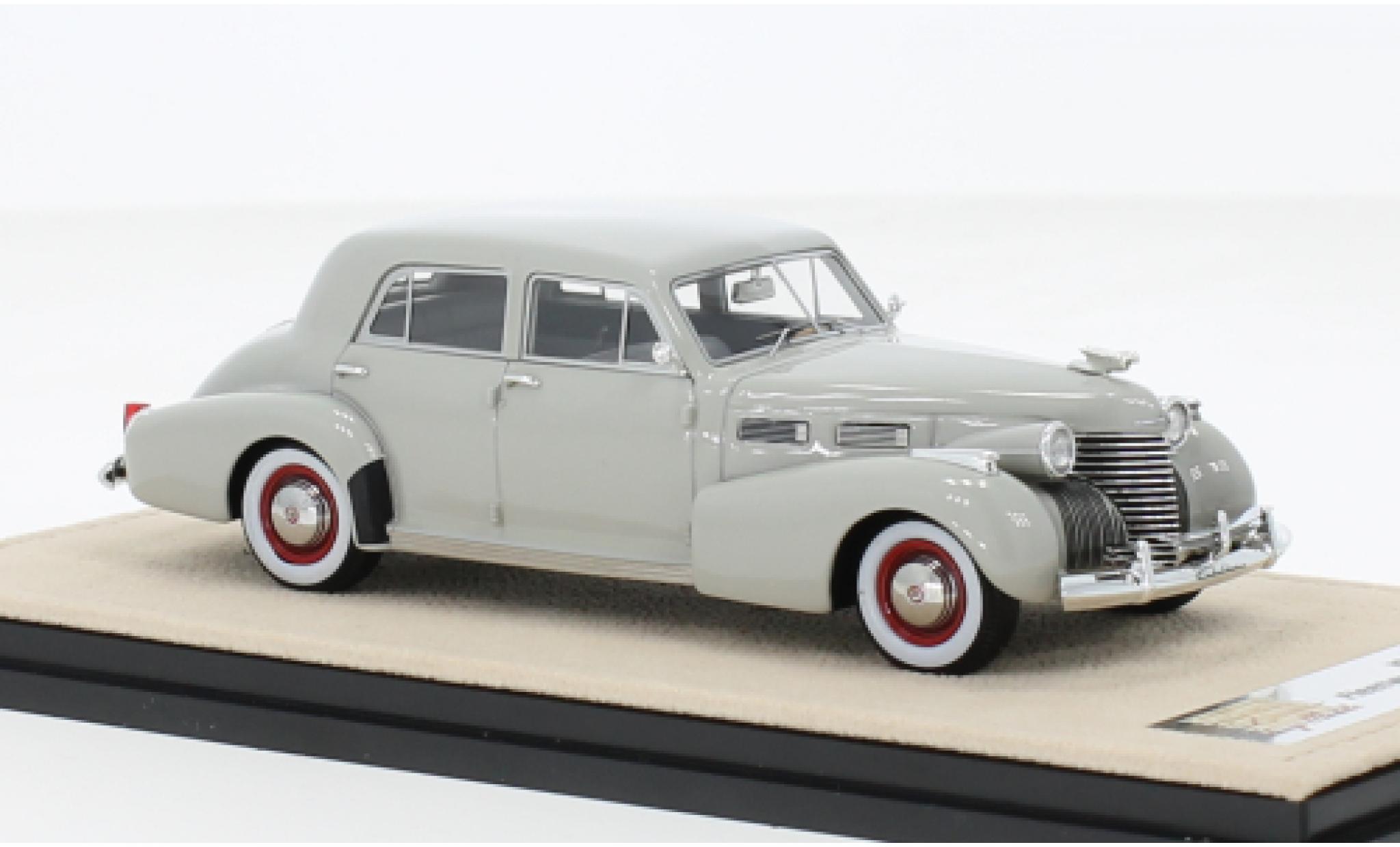 Cadillac Fleetwood 1/43 Stamp Models Sixty Special grijs clair 1940 modelauto