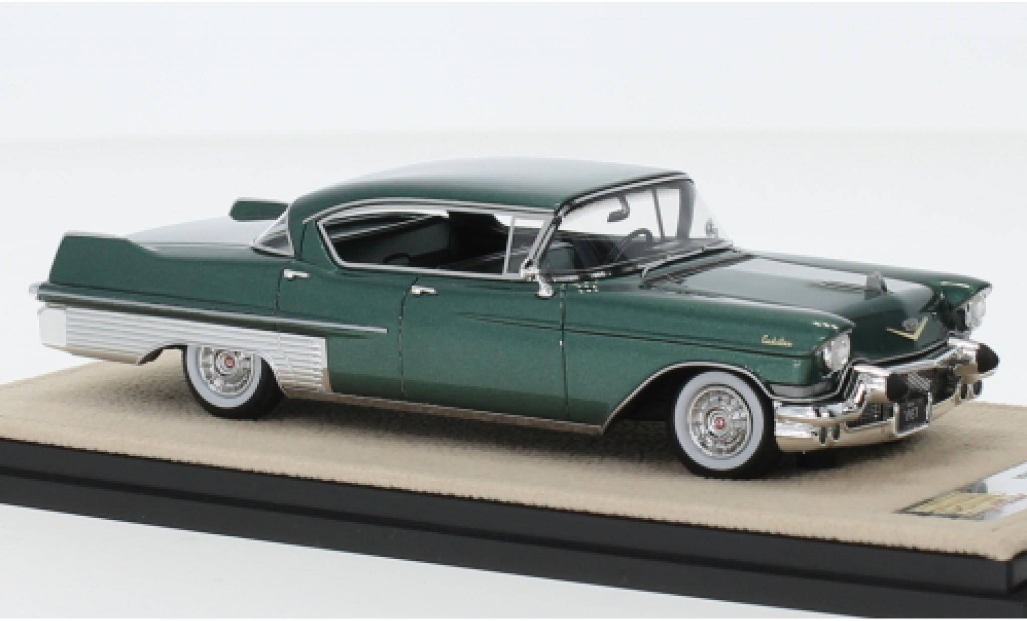 Cadillac Fleetwood 1/43 Stamp Models Sixty Special metallic groen fonc&eacute; 1957 modelauto