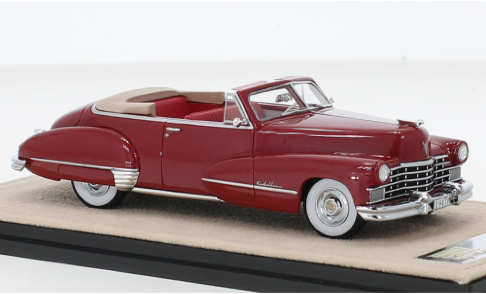 Cadillac Series 62 1/43 Stamp Models Cabriolet metallic rood fonc&eacute; 1947 modelauto