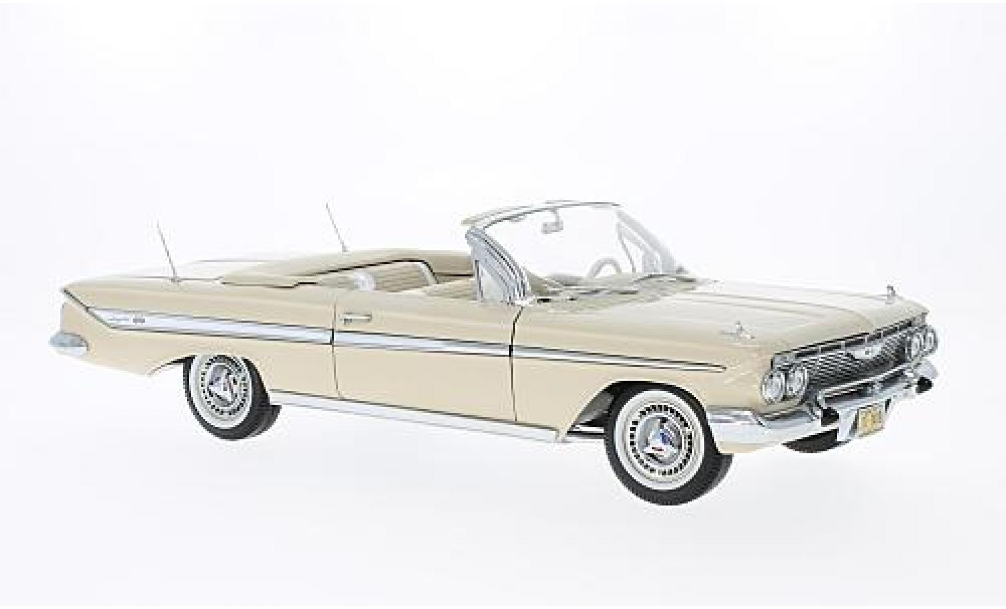 Chevrolet Impala 1/18 Sun Star Cabriolet beige 1961 modelauto