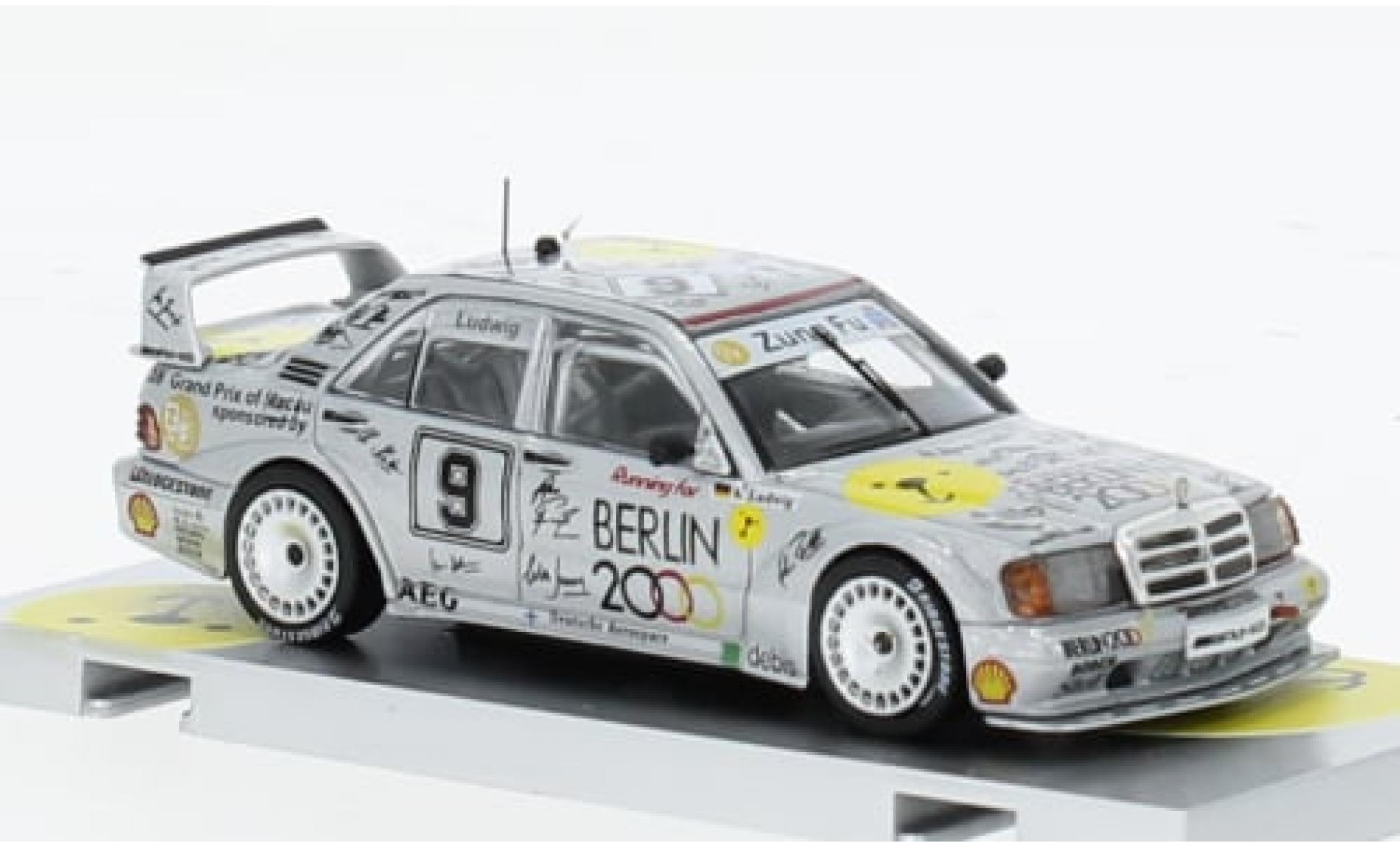 Mercedes 190 1/64 Tarmac Works E 2.5-16 Evo 2 (W201) No.9 Macau Guia Race 1992 1:64 modelauto