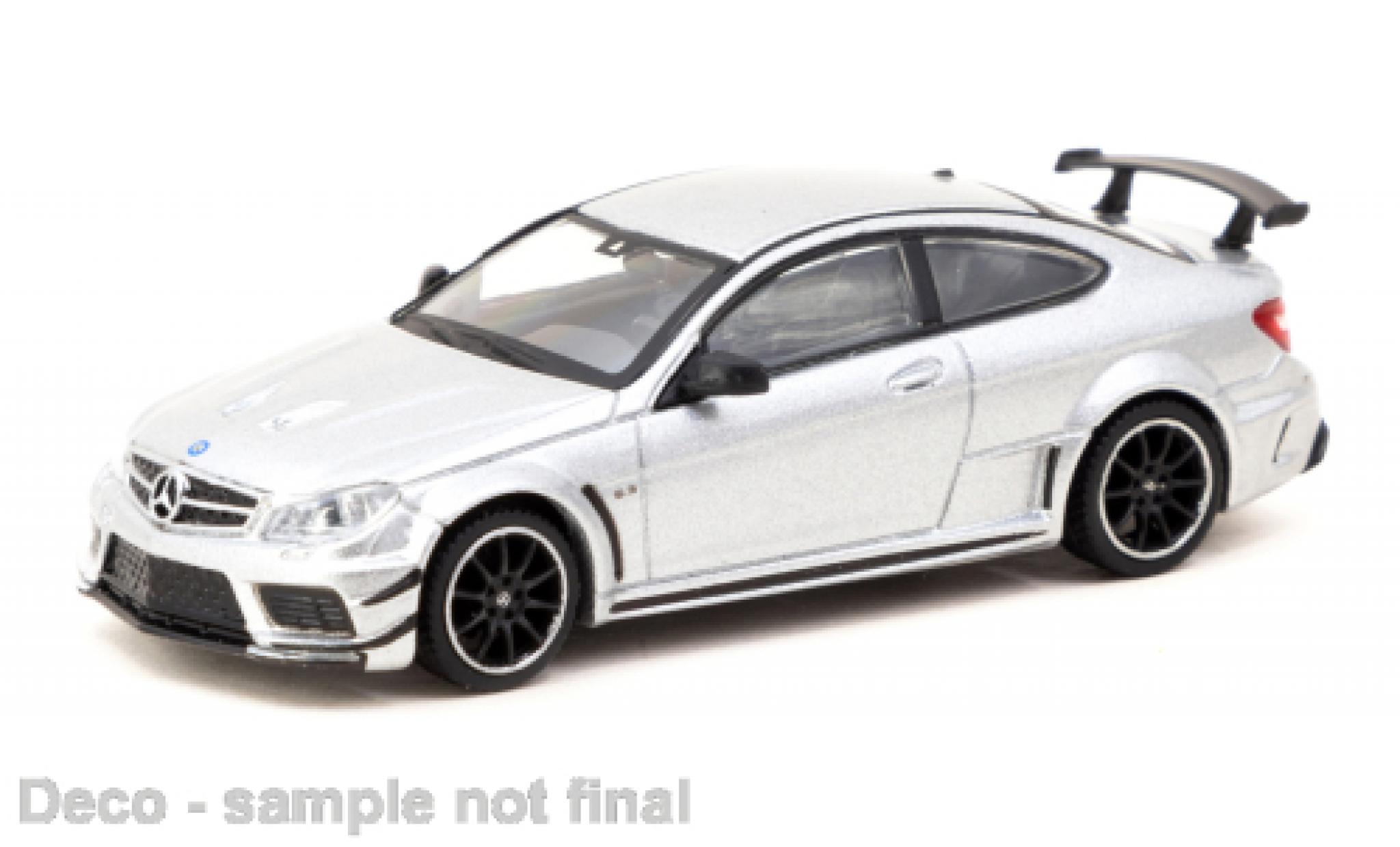 Mercedes Classe C 1/64 Tarmac Works C63 AMG Coupe Black Series grijs 1:64 modelauto
