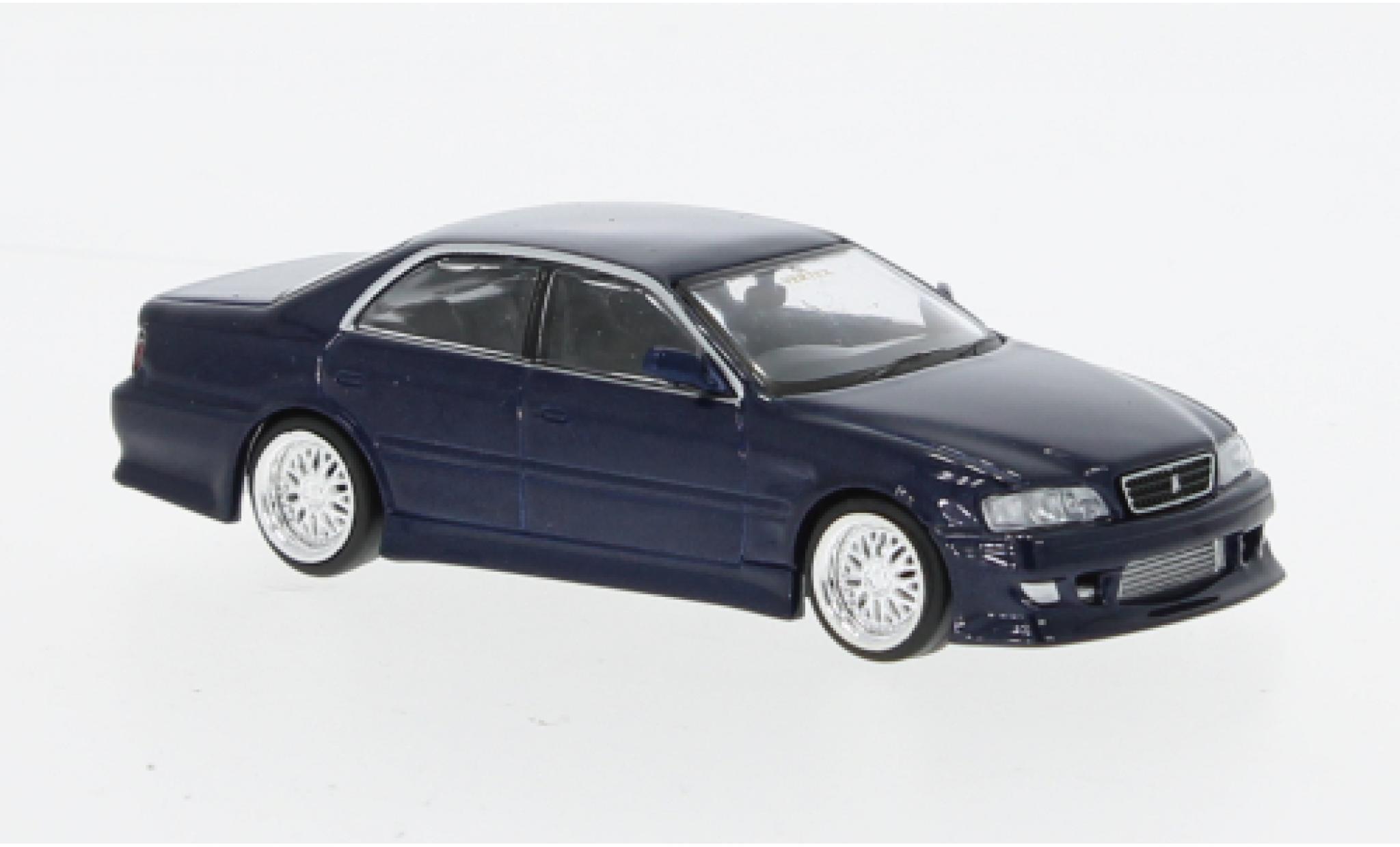Toyota Chaser 1/64 Tarmac Works (JZX100) Groenx blauw fonc&eacute; RHD modelauto