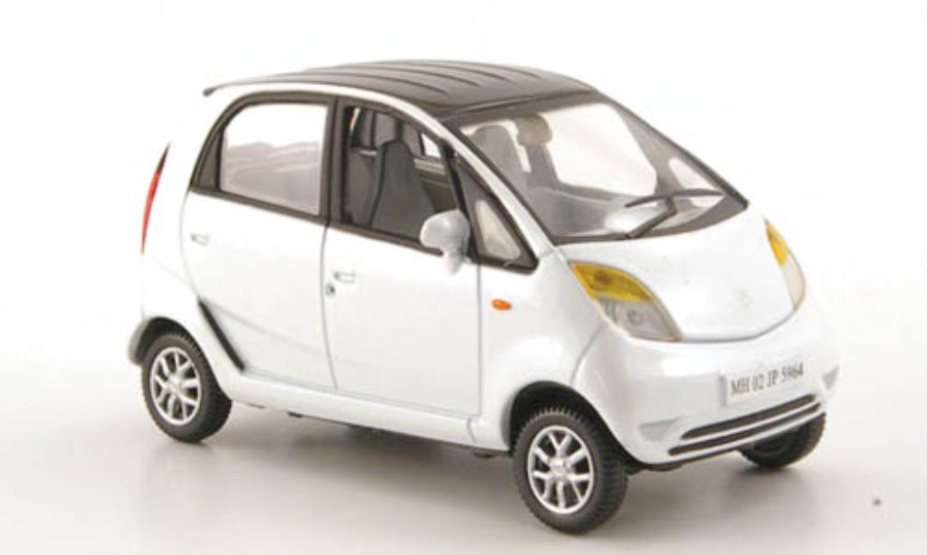 Tata Nano 1/43 Norev LX wit/zwart 2009 modelauto
