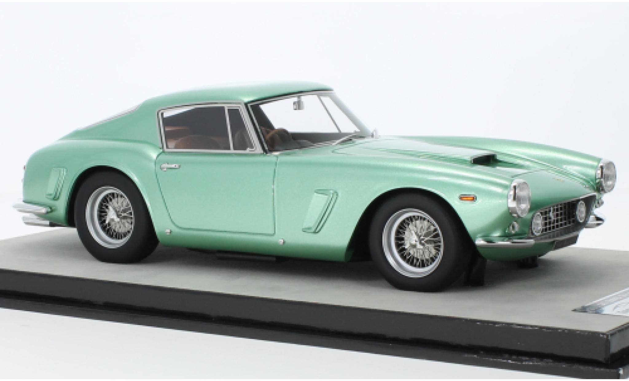 Ferrari 250 1/18 Tecnomodel GT SWB Stradale metallic groen 1962 modelauto