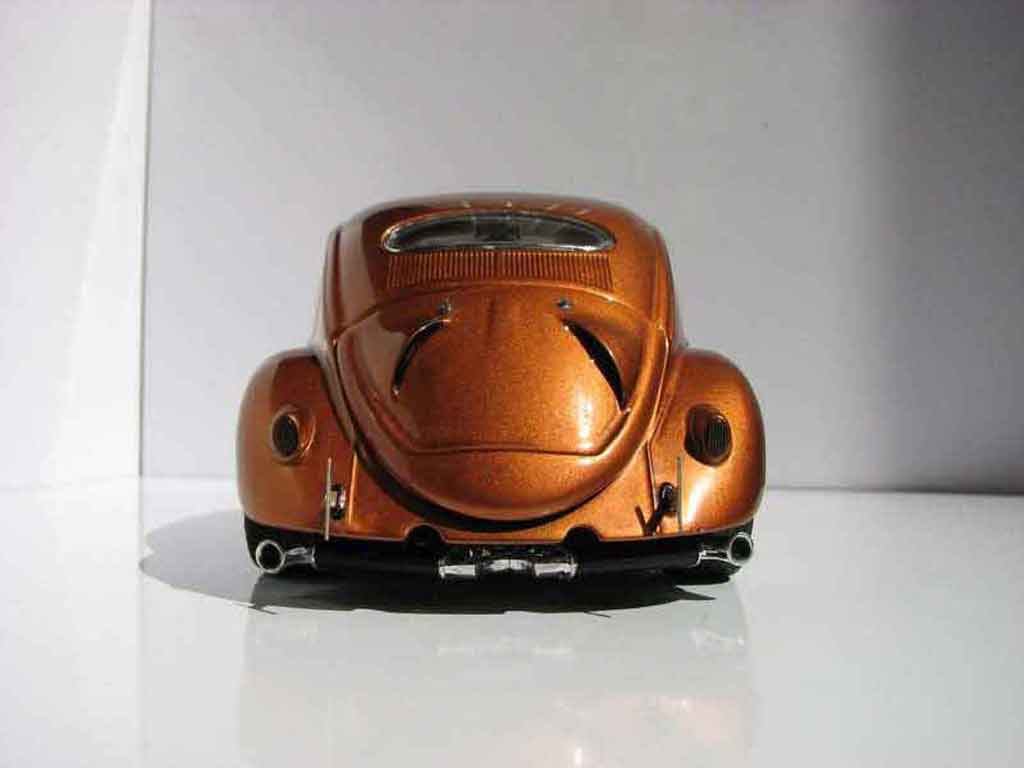 Volkswagen Kafer Base coccinelle ovale oranje burn 1/18 Burago