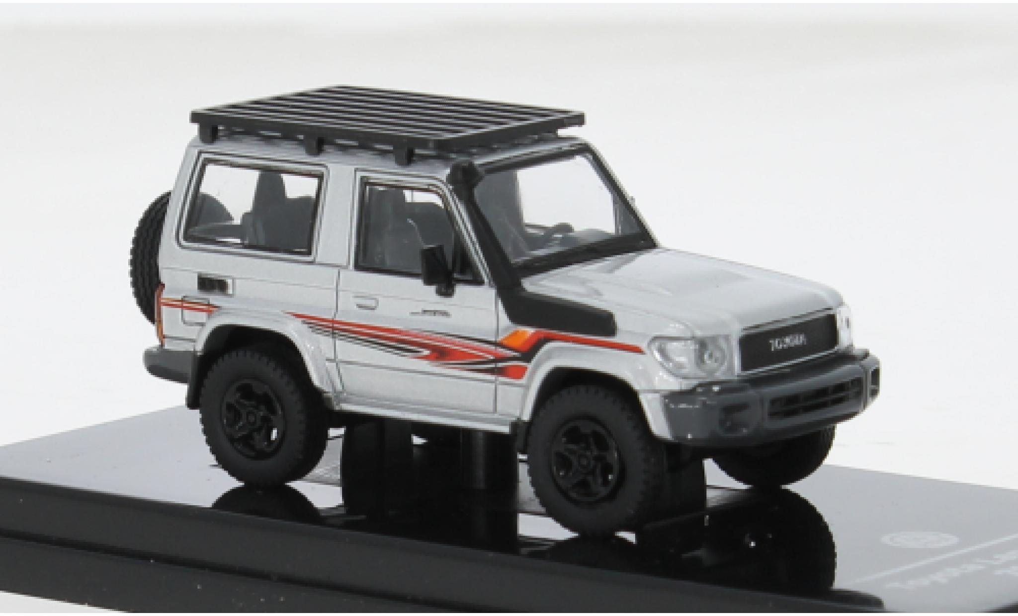 Toyota Land Cruiser 1/64 Para64 L grijs 1:64 modelauto