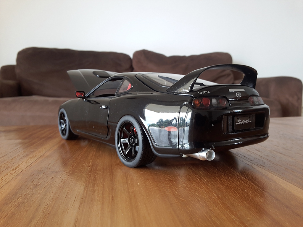 Toyota Supra 1/18 Kyosho zwart jantes 18 pouces et disques de frein modelauto