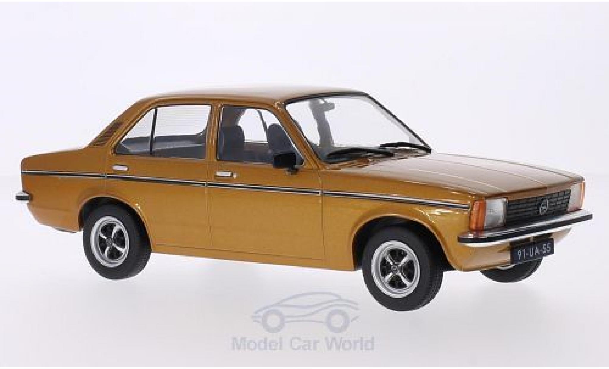 Opel Kadett E 1/18 Triple 9 Collection C Sedan gold 4-T&uuml;rer modelauto