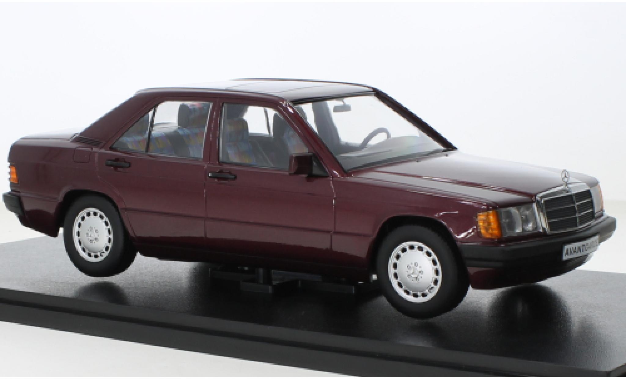 Mercedes 190 1/18 Triple 9 Collection E (W201) 1.8 Avantgarde Rosso metallic rood fonc&eacute; 1993 modelauto