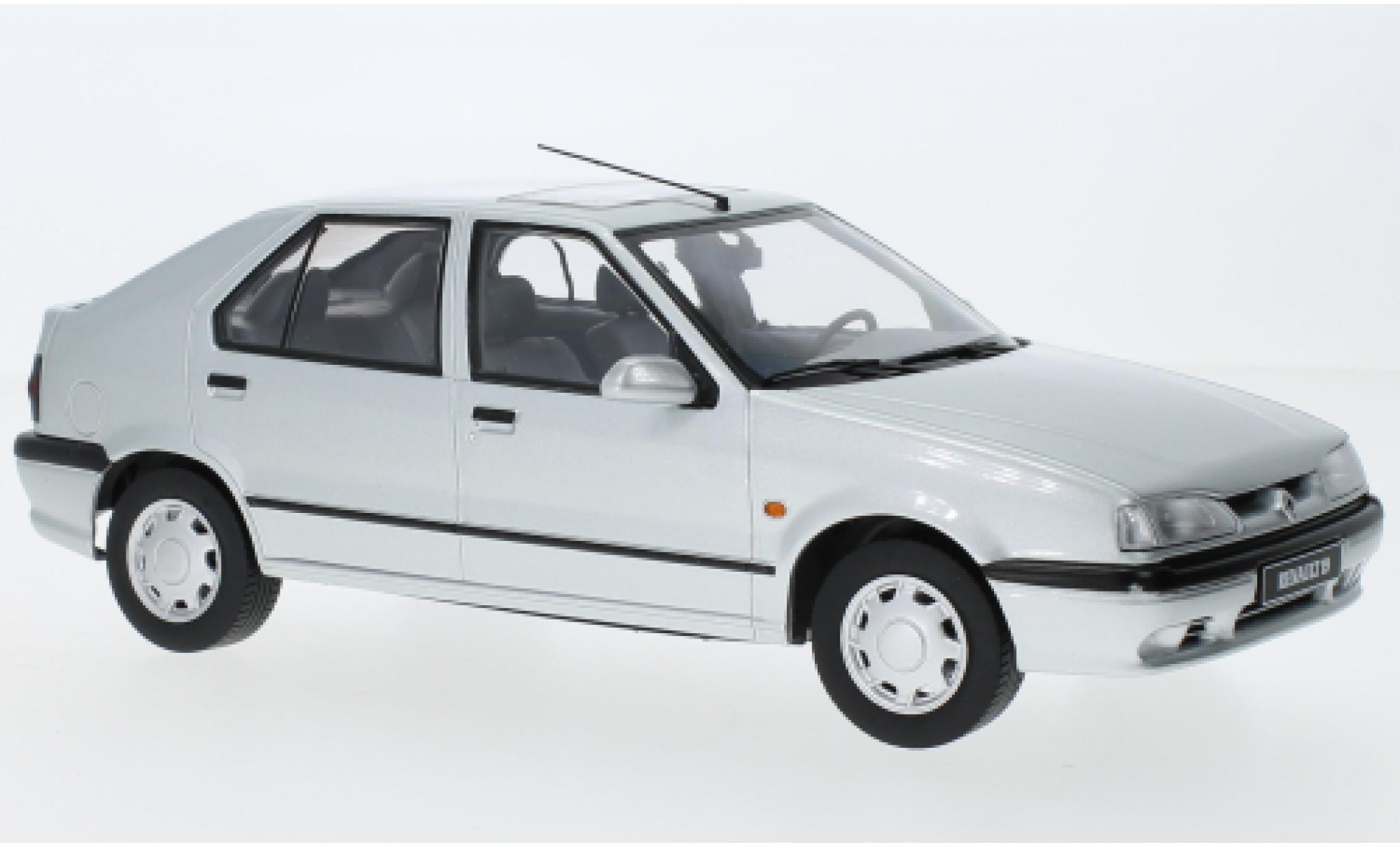 Renault 19 1/18 Triple 9 Collection d 94 modelauto