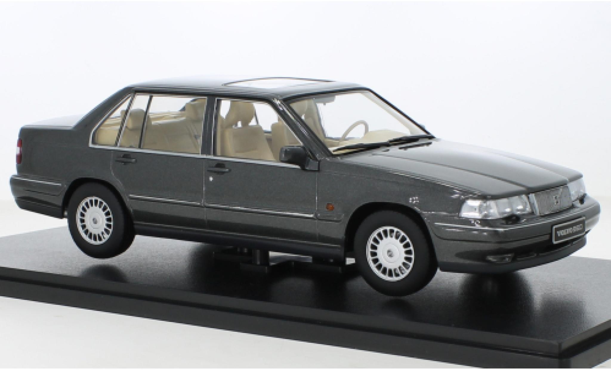 Volvo 960 1/18 Triple 9 Collection metallic grijs 1996 modelauto