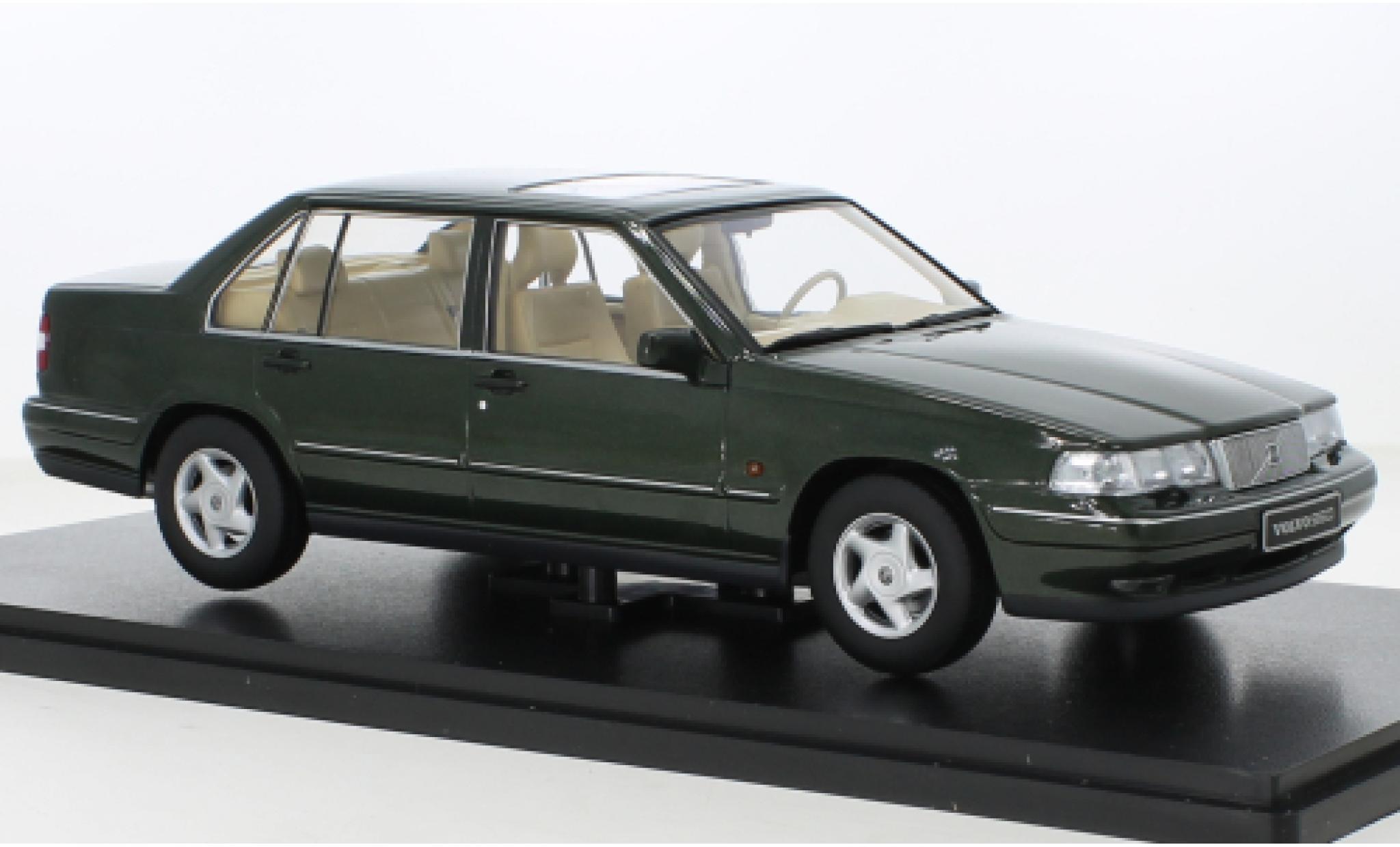 Volvo 960 1/18 Triple 9 Collection metallic groen 1996 modelauto