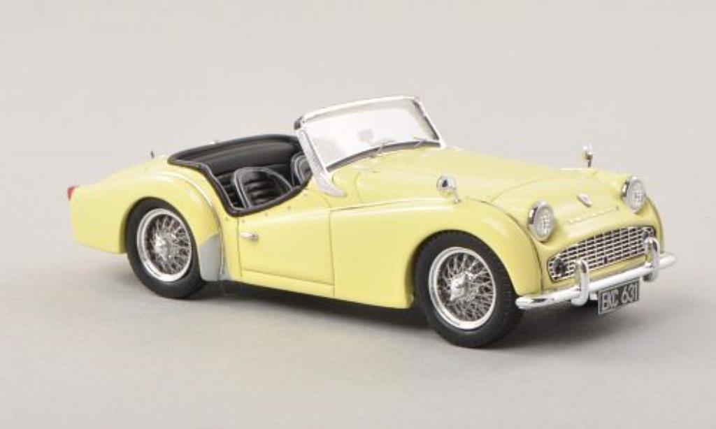 Triumph TR3 A 1/43 Spark A geel LHD 1960 modelauto
