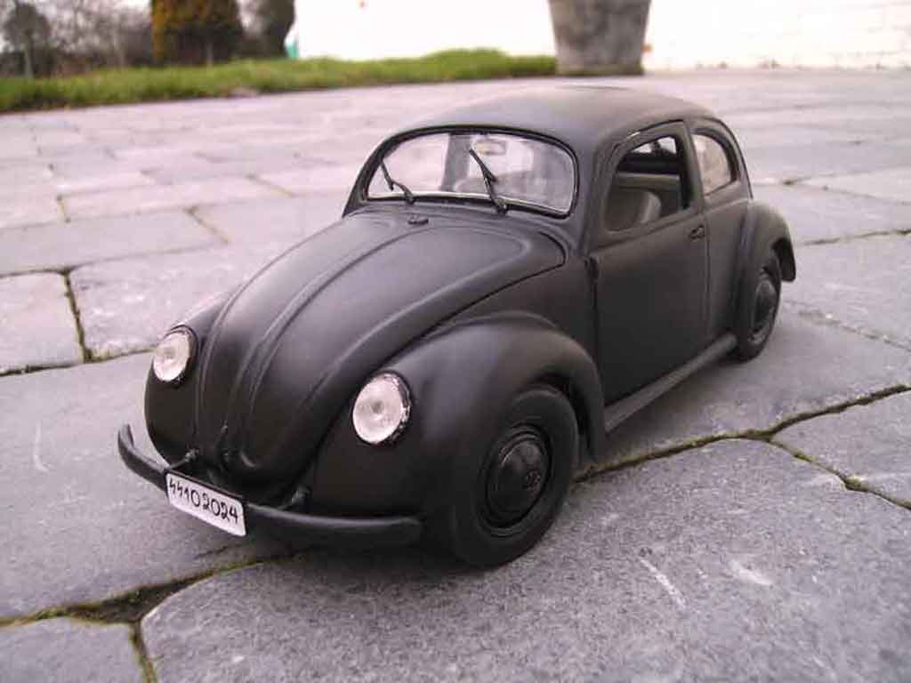 Volkswagen Kafer Base coccinelle kdf de 1941 1/18 Burago
