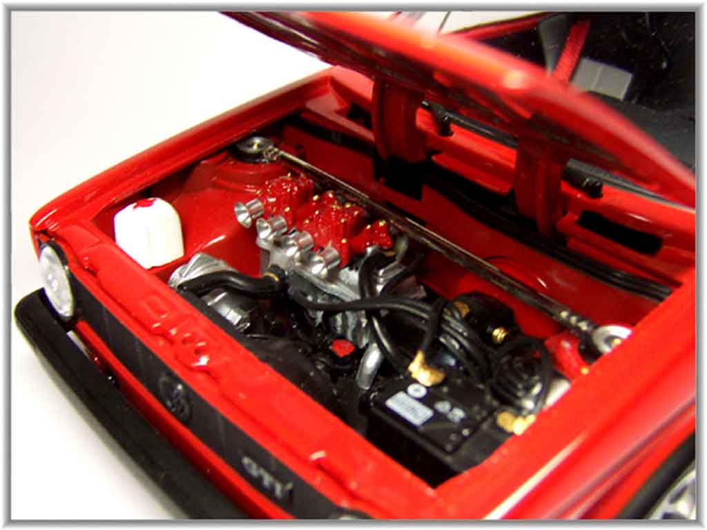 Volkswagen Golf GTI rood jantes 15 pouces ronal turbo 1/18 Solido
